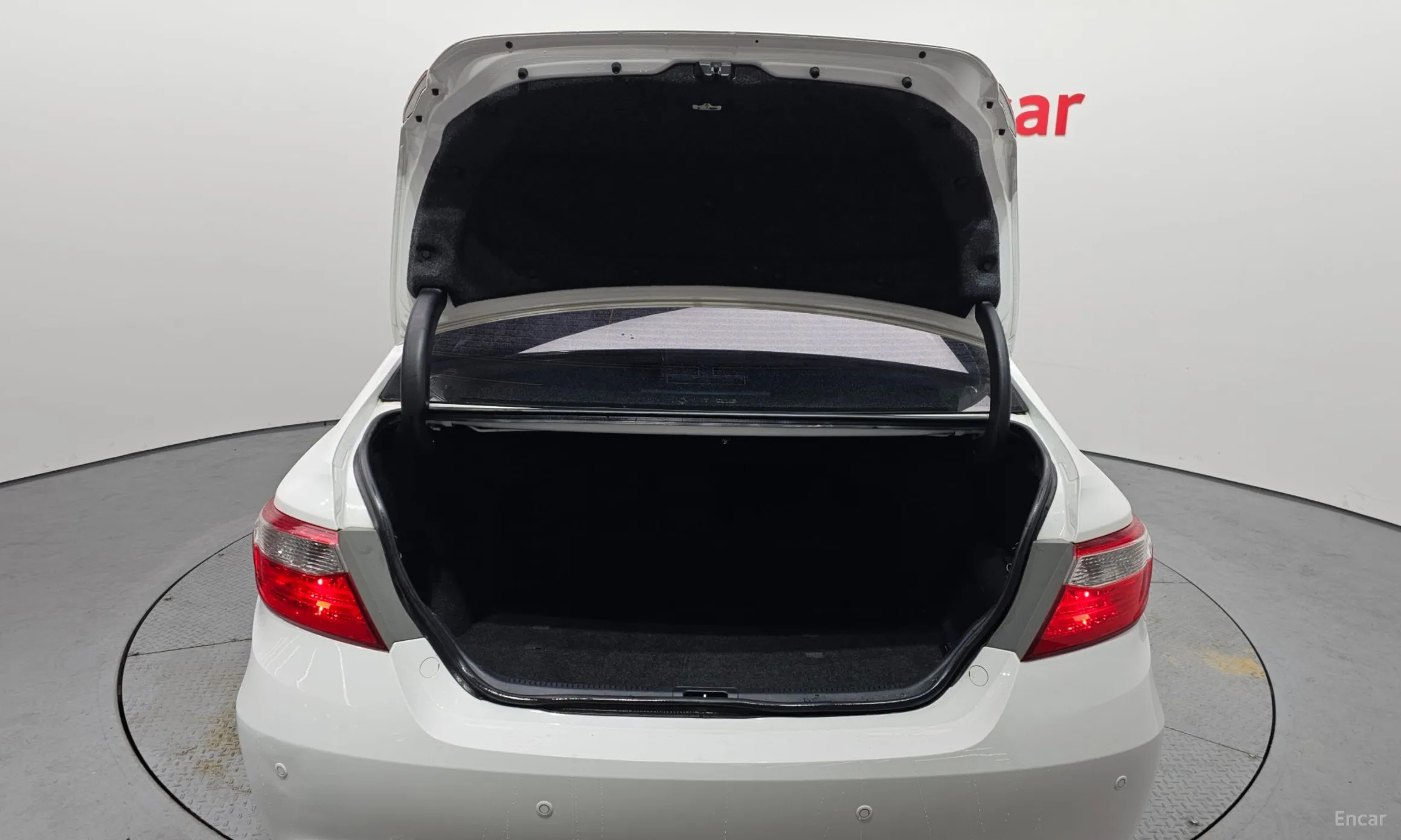 Toyota New Camry превью 20