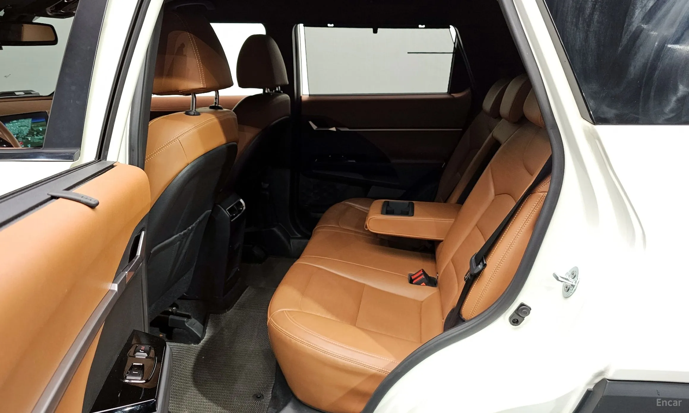 KG Mobility (SsangYong) Torres превью 12
