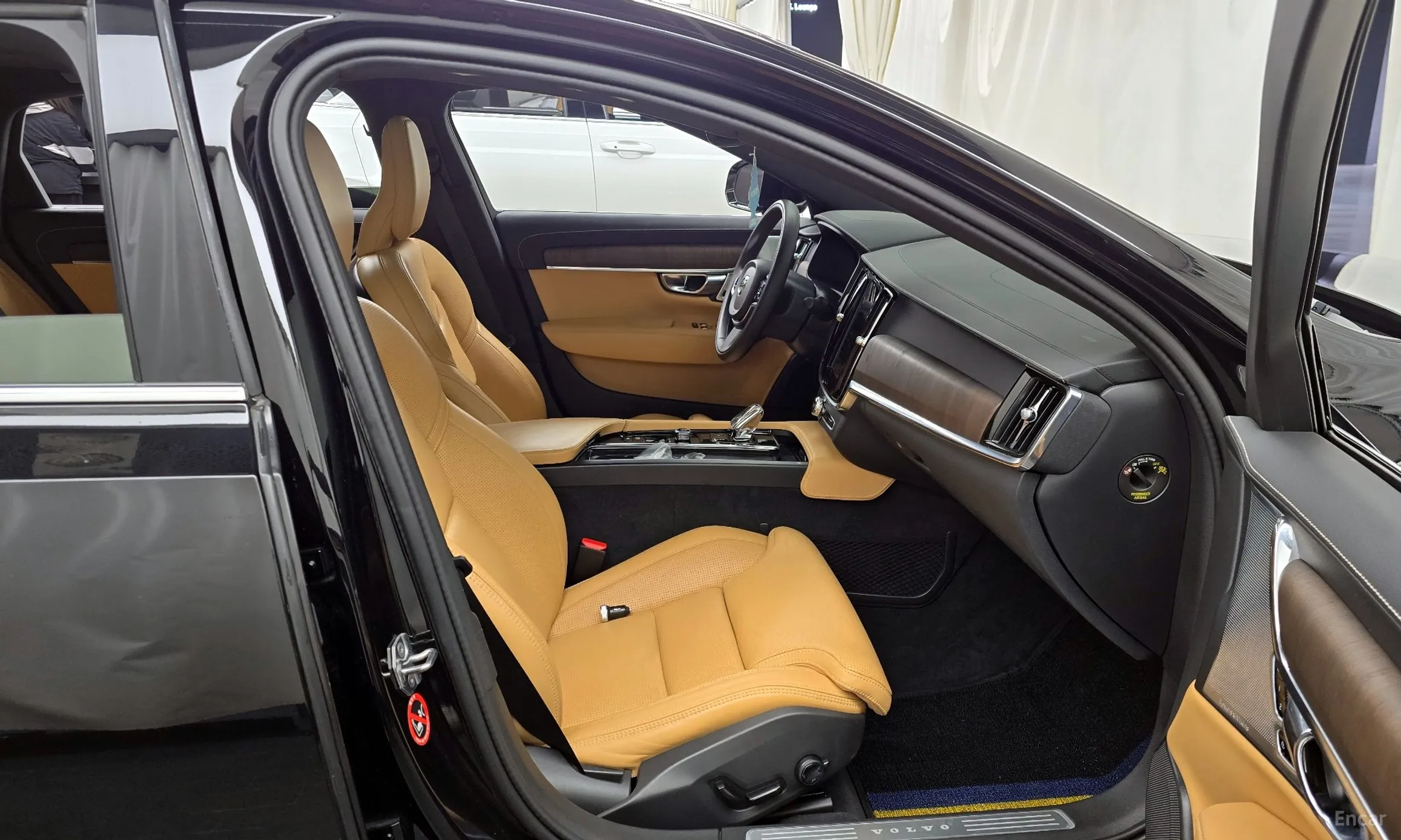 Volvo S90 превью 11