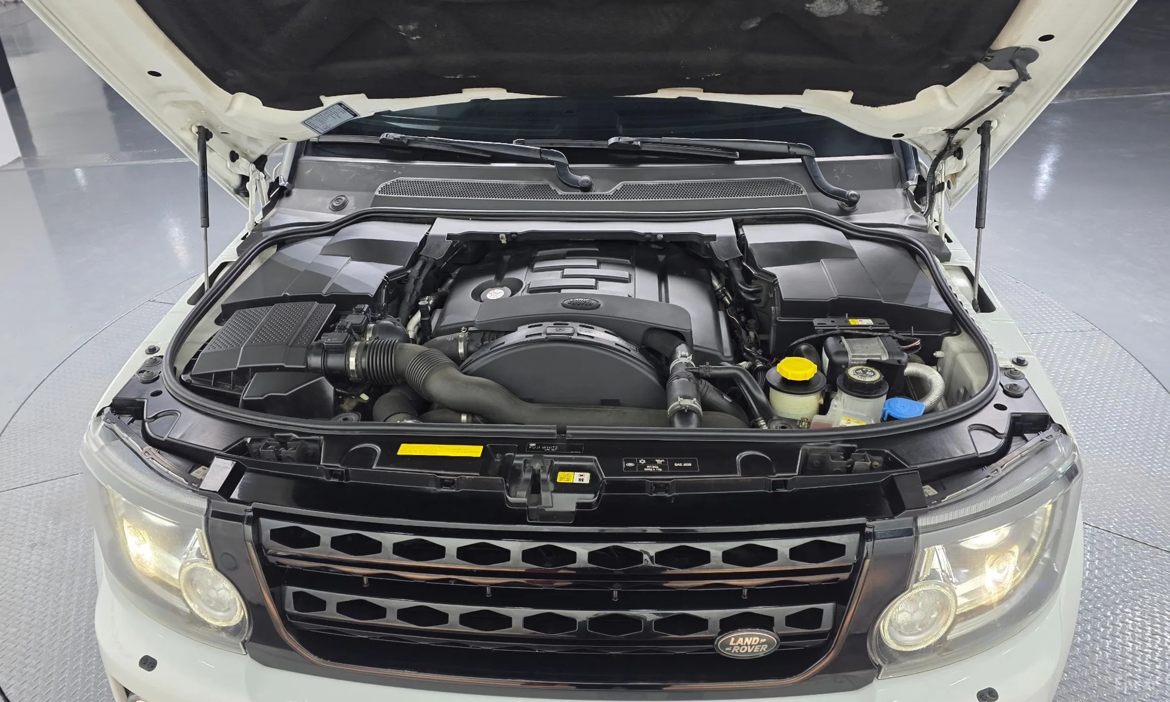 Land Rover Discovery 4 превью 6