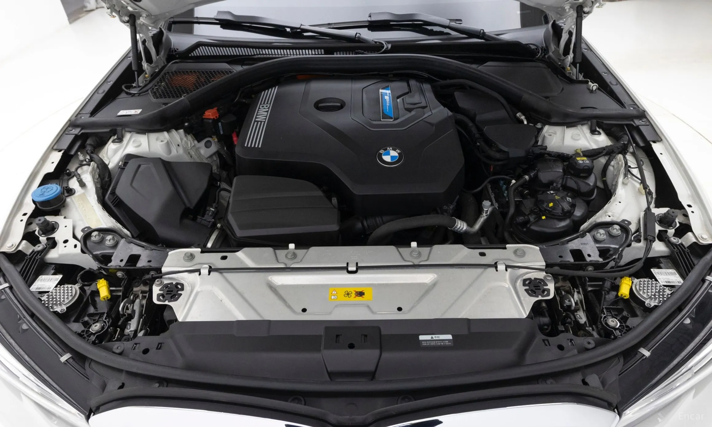 BMW 3 Series (G20) превью 6
