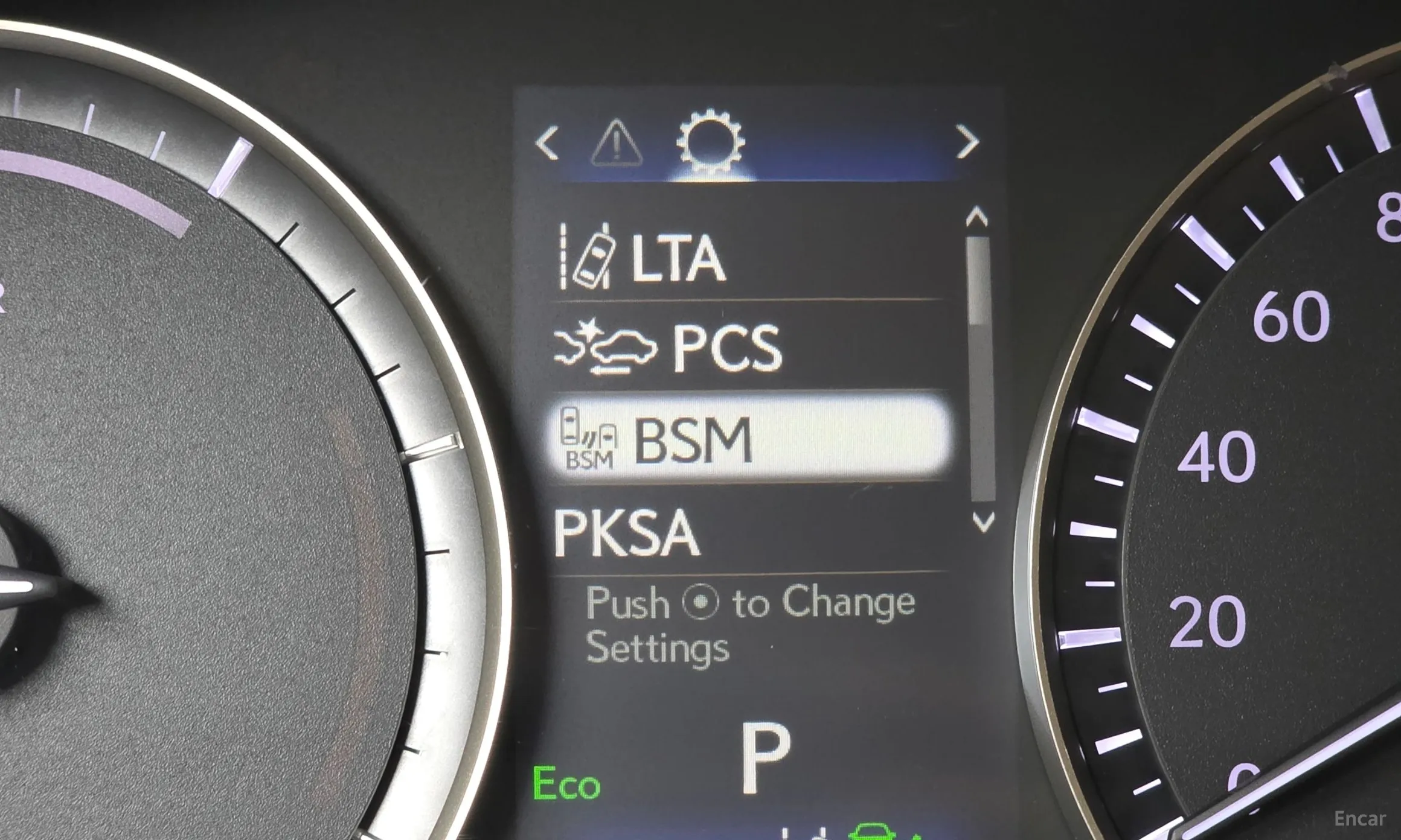 Lexus RX450h Gen 4 превью 14