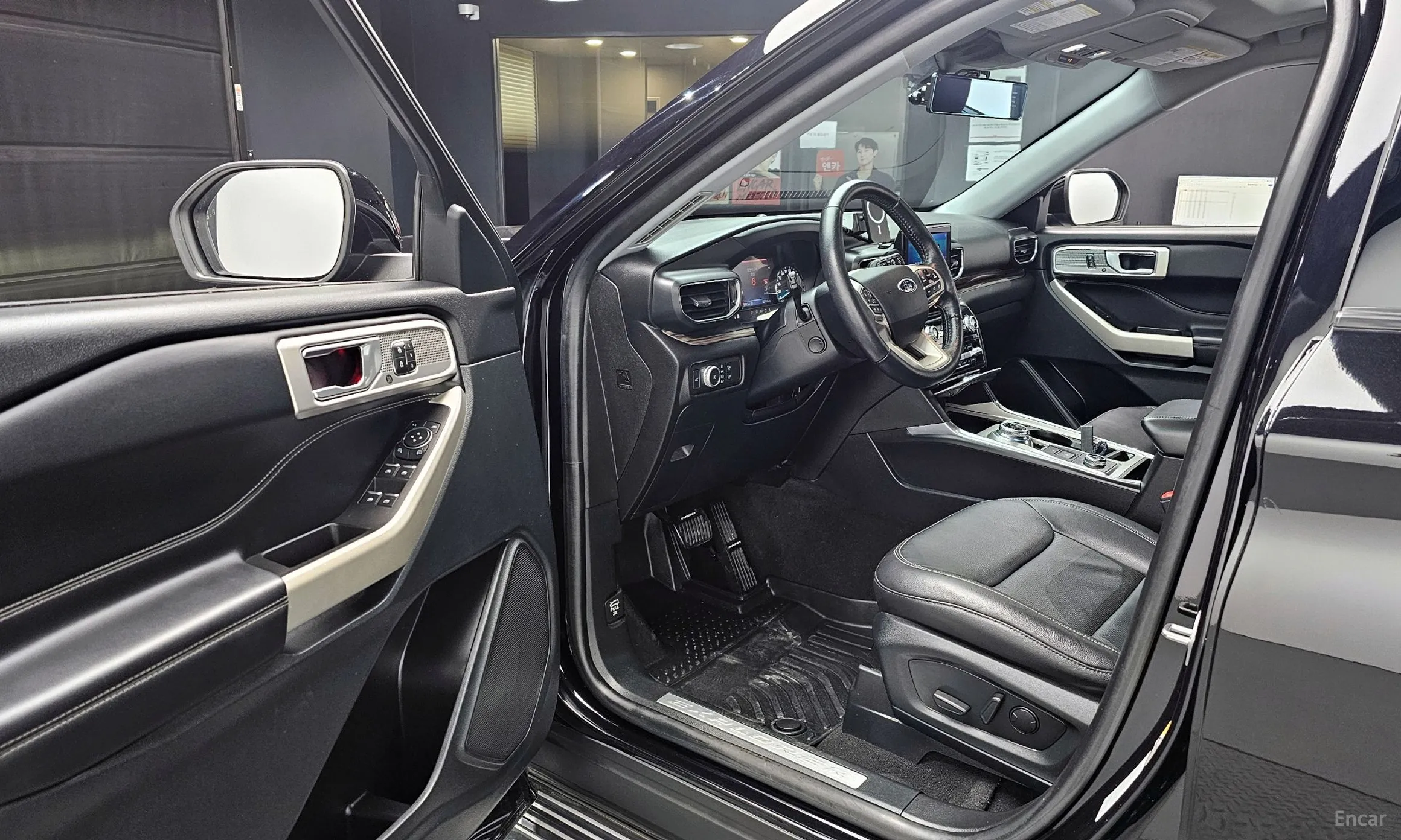 Ford Explorer 6th Generation превью 11