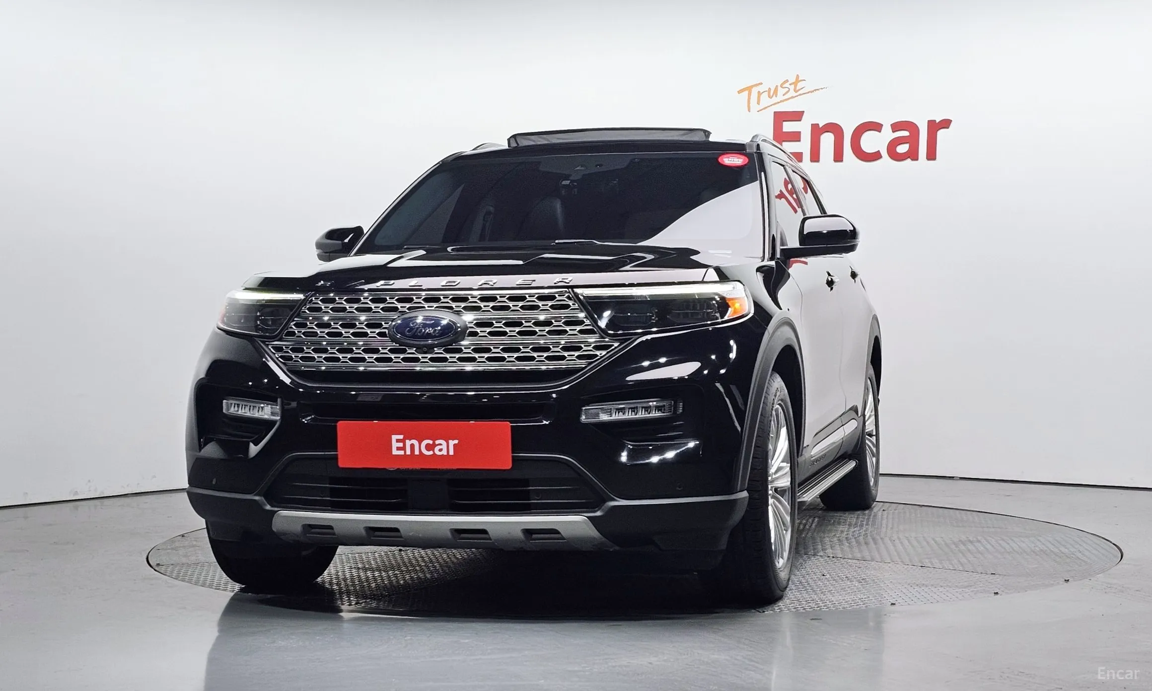 Ford Explorer 6th Generation превью 3
