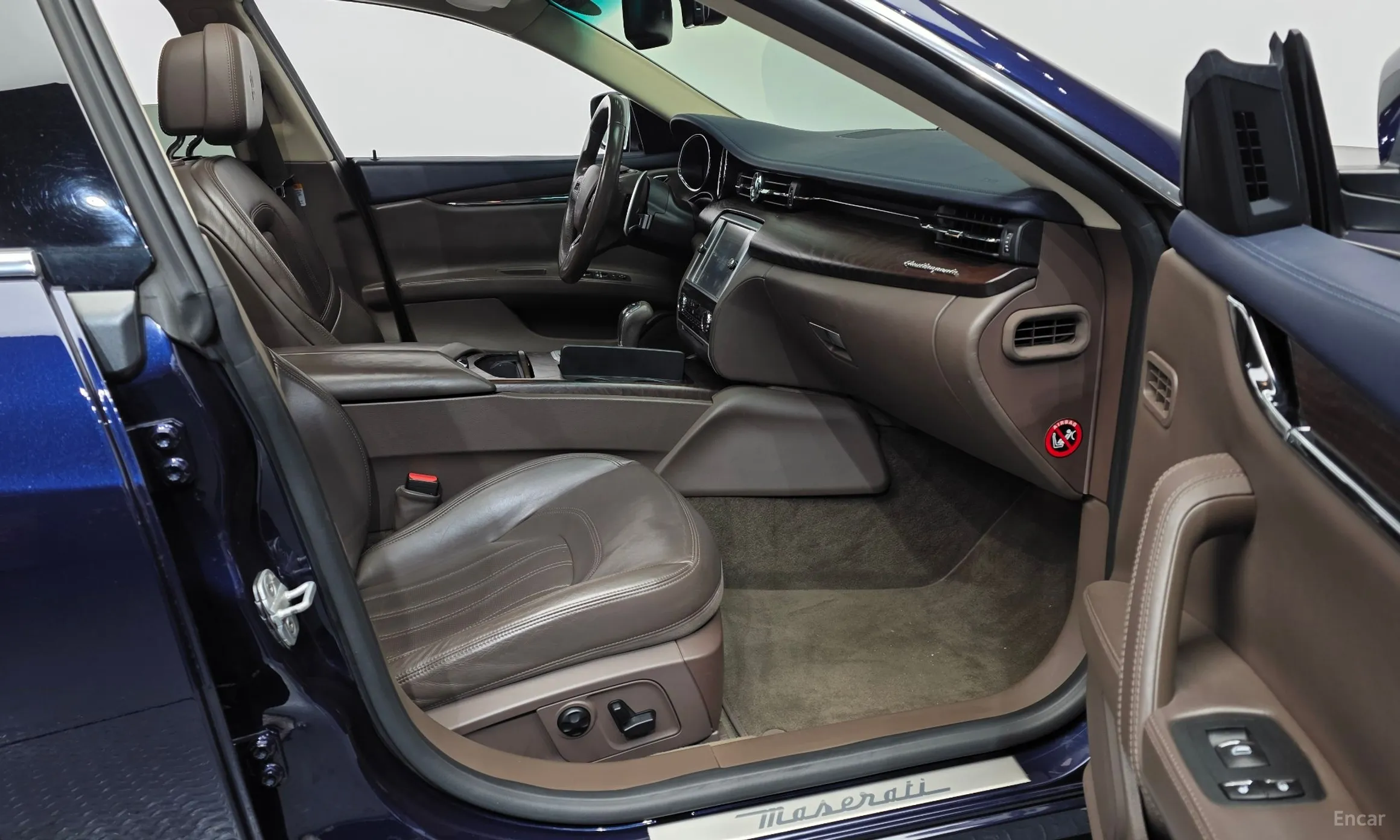 Maserati Quattroporte превью 11