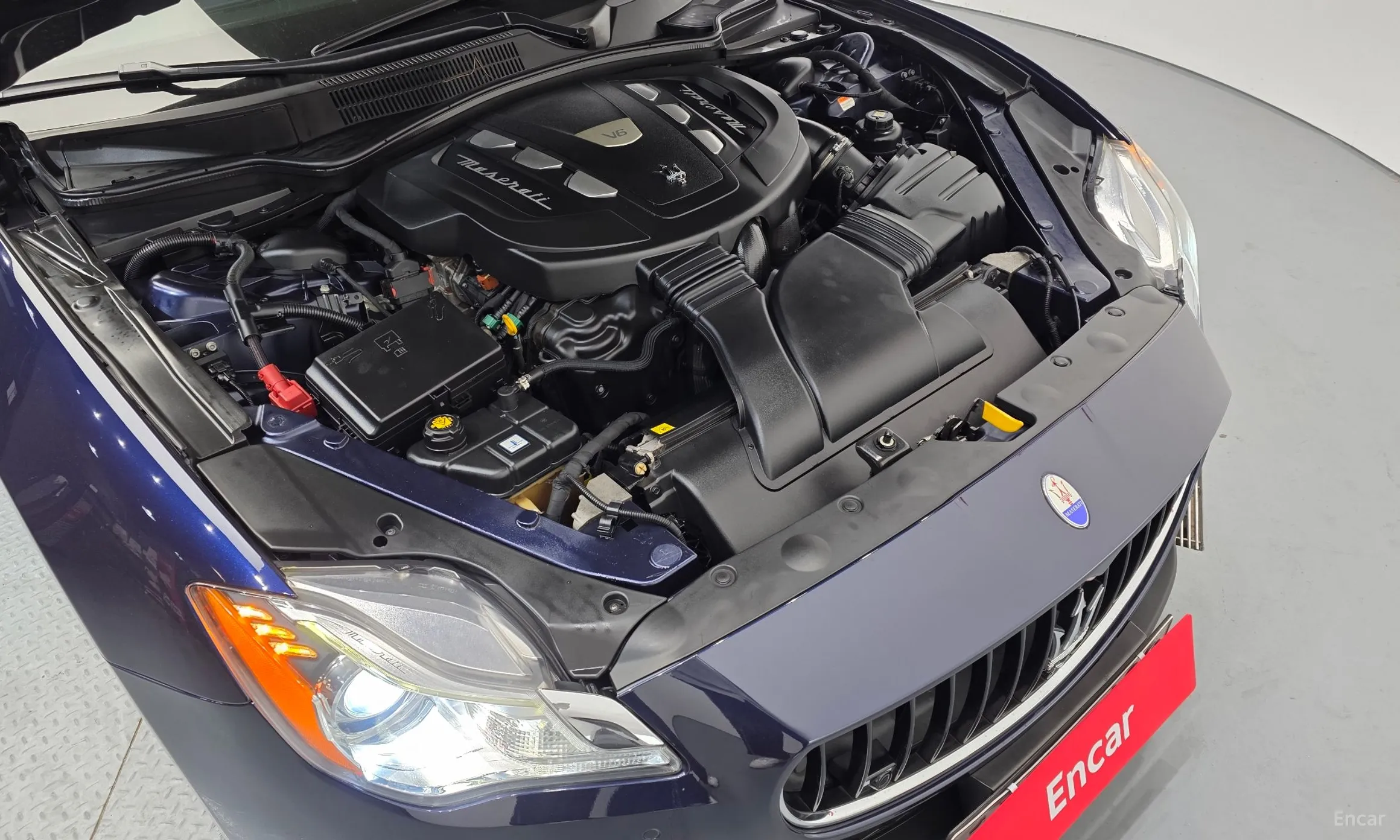 Maserati Quattroporte превью 6