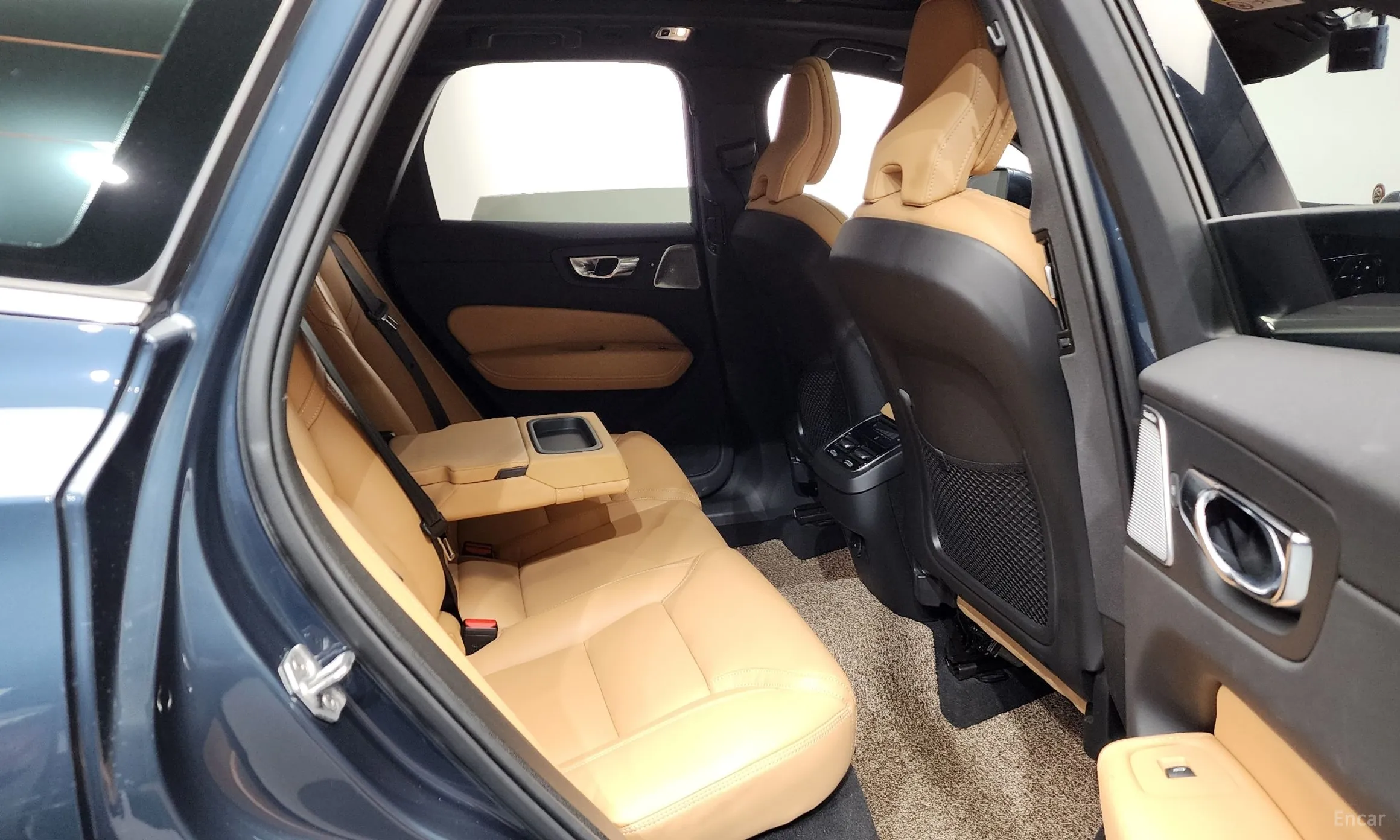 Volvo XC60 Gen 2 превью 12