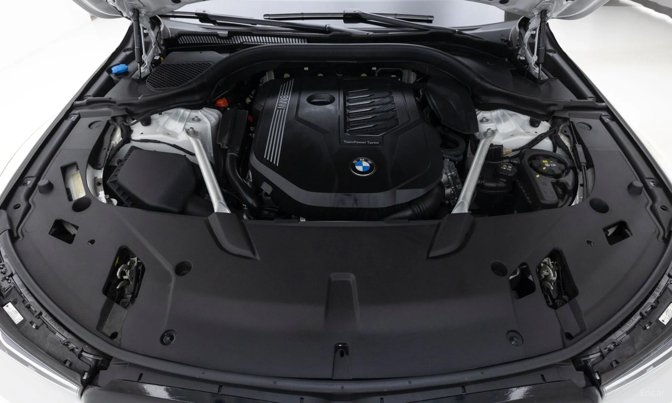 BMW 6-Series GT (G32) превью 6