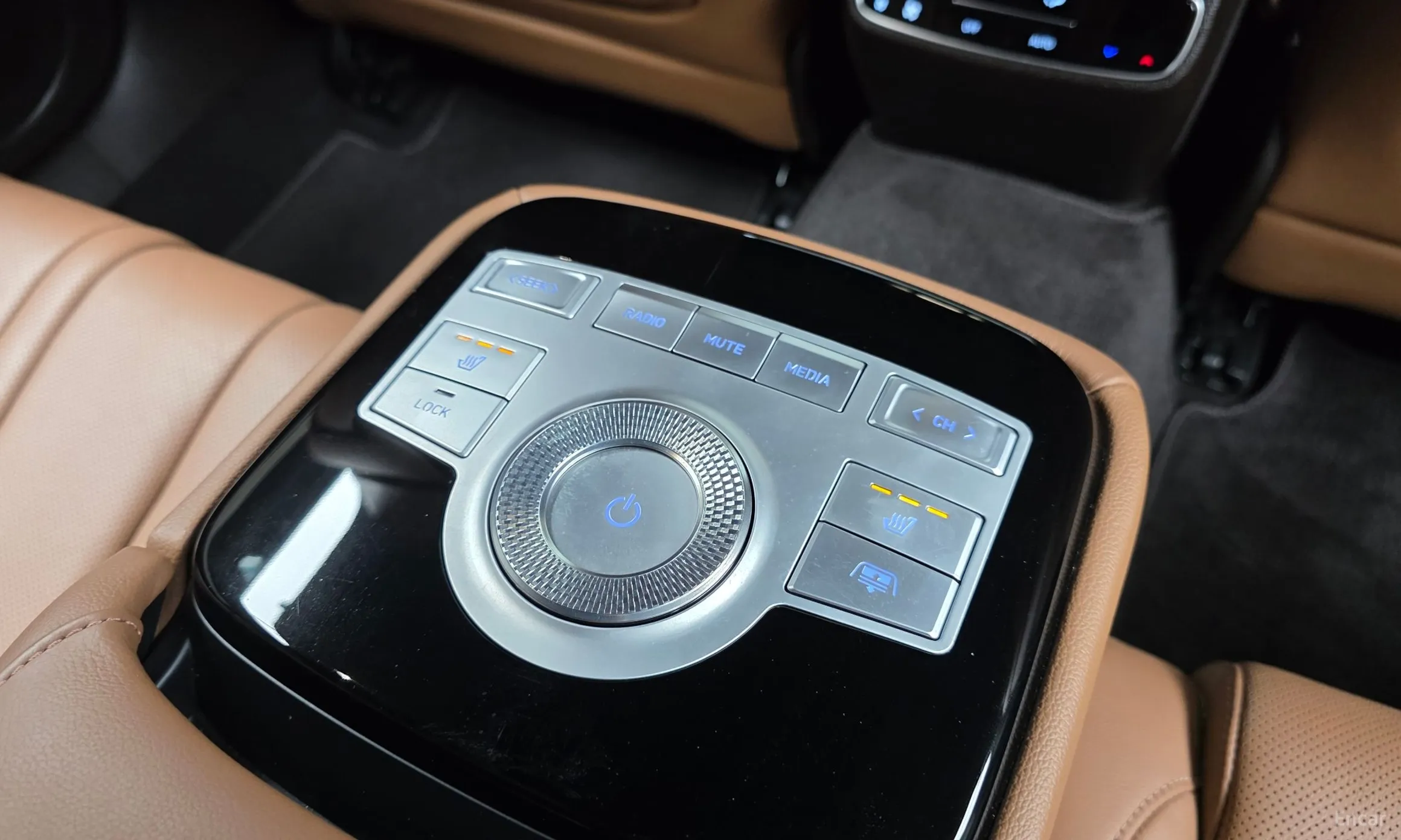 Genesis G80 (RG3) превью 18
