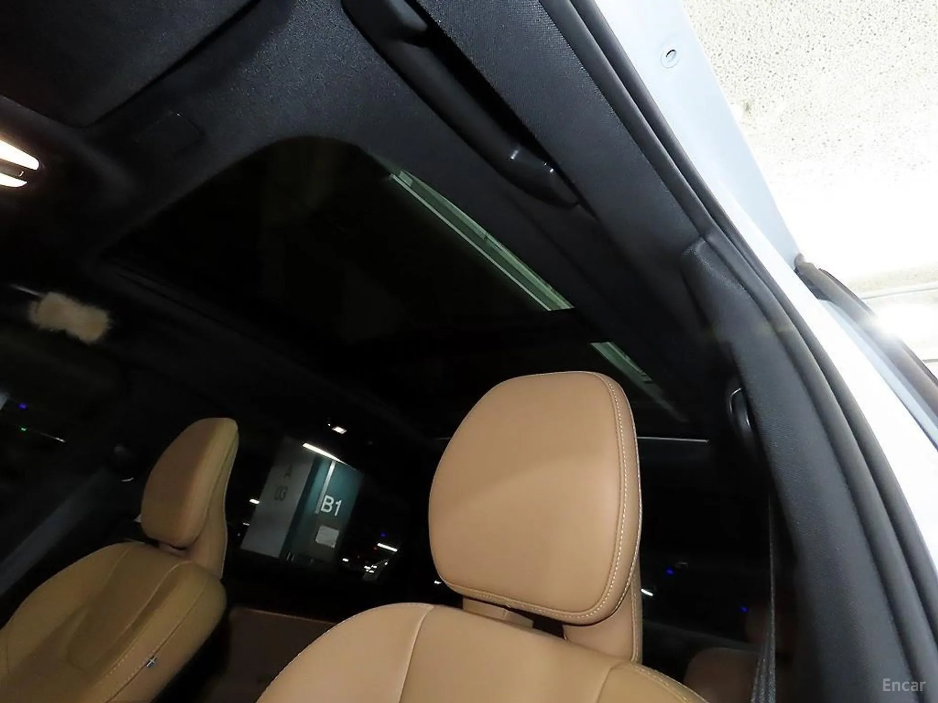 Volvo S90 превью 17