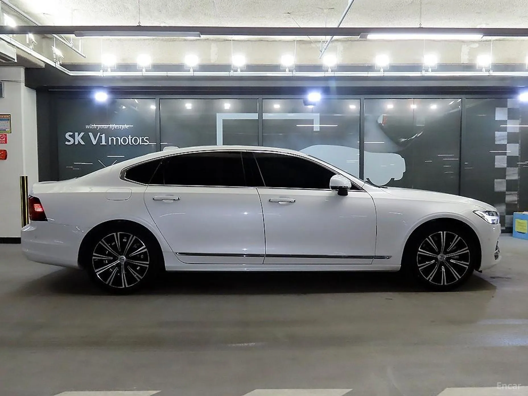 Volvo S90 превью 4