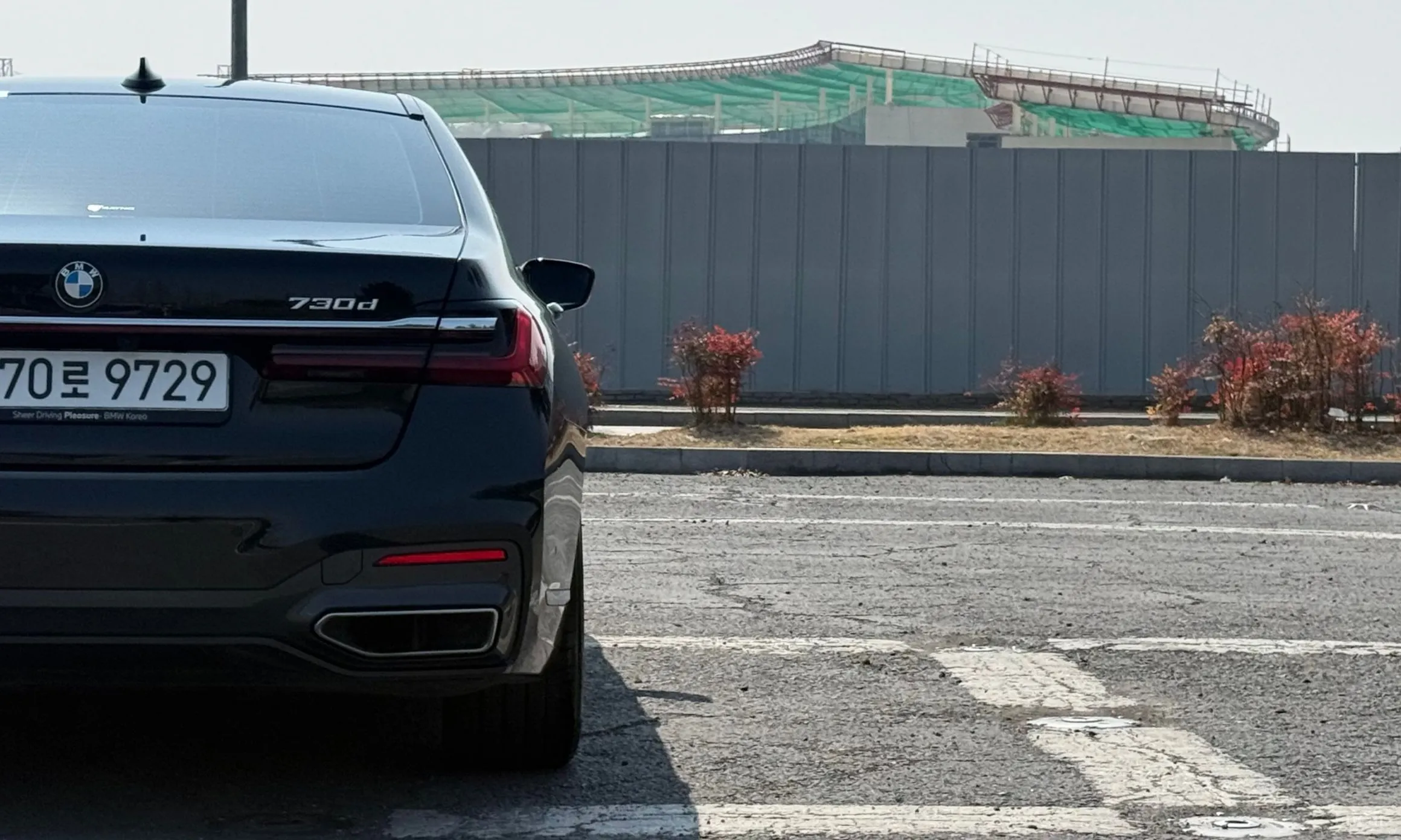 BMW 7 Series (G11) превью 20
