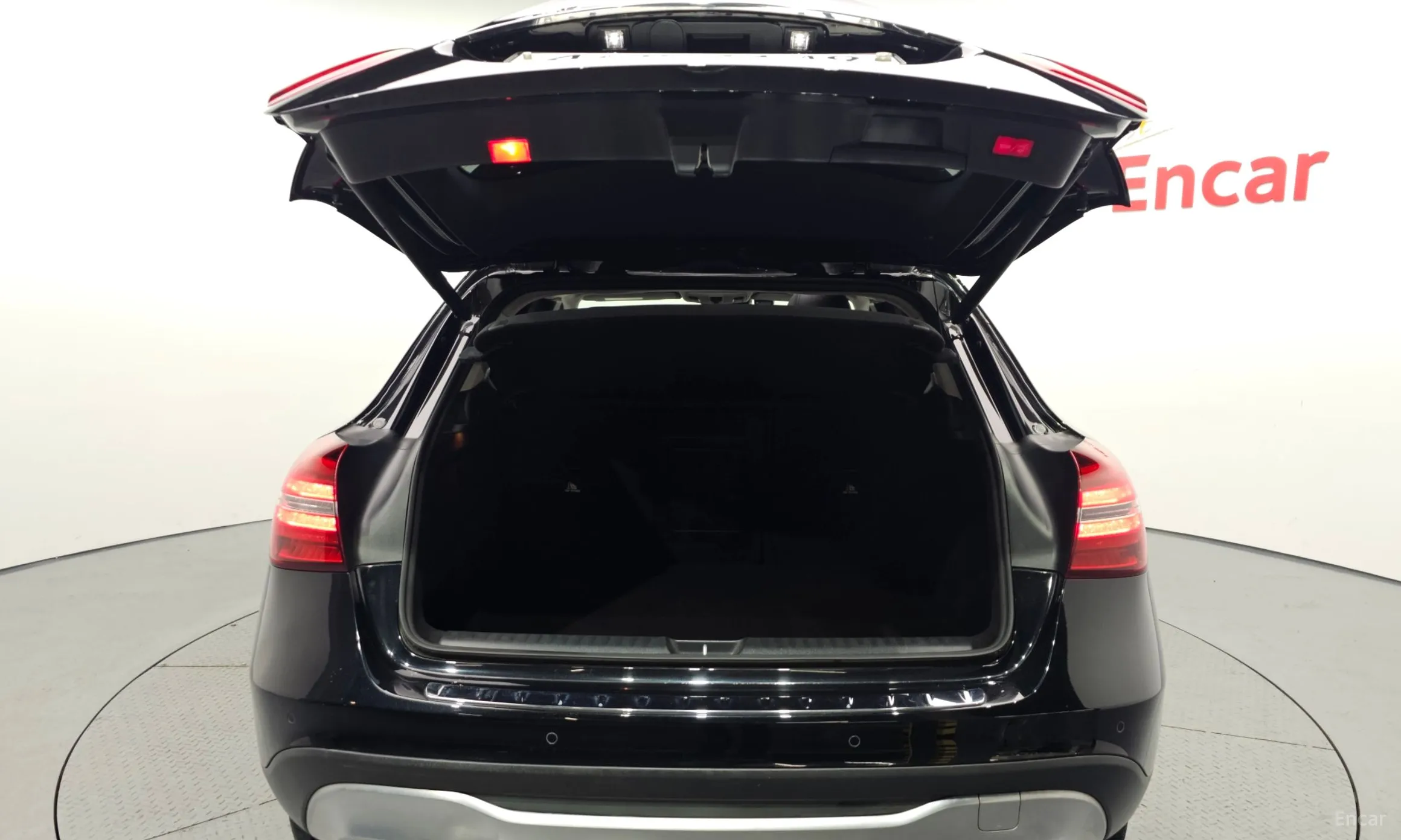 Mercedes Benz GLA-Class X156 превью 20