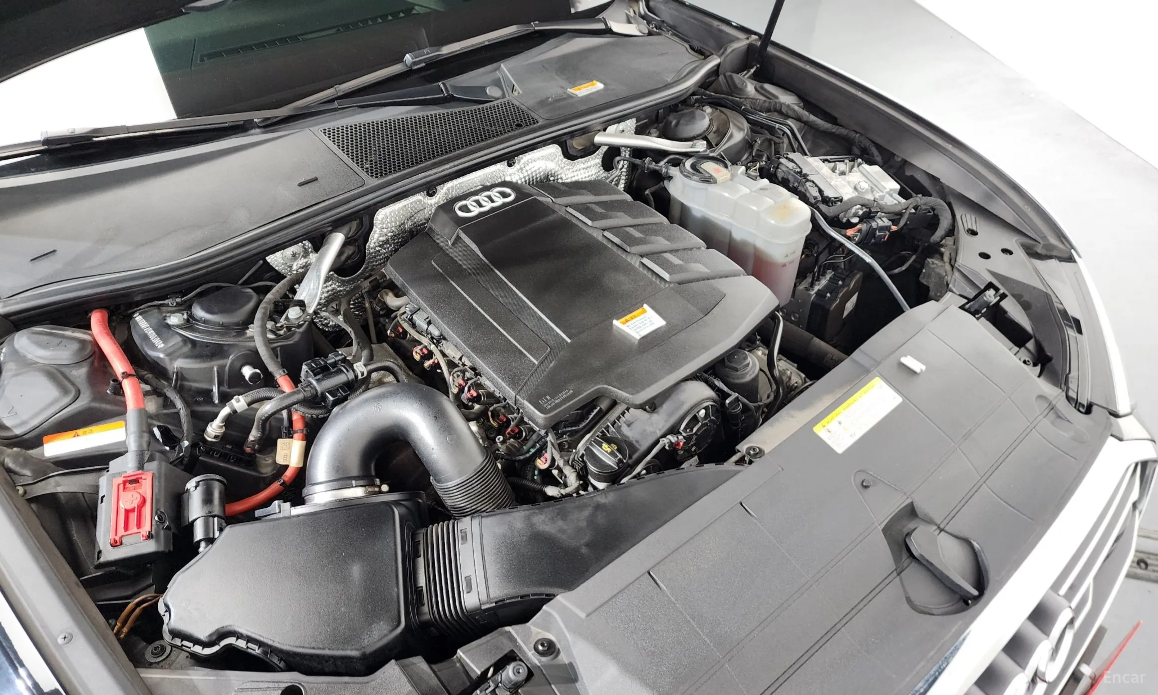 Audi A6 (C8) превью 6