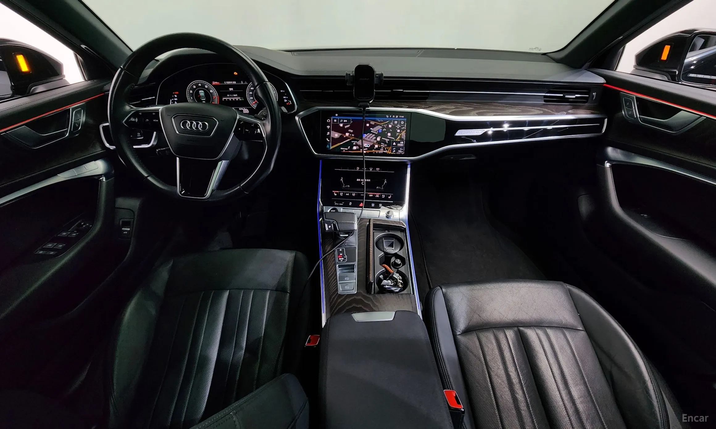 Audi A6 (C8) превью 7