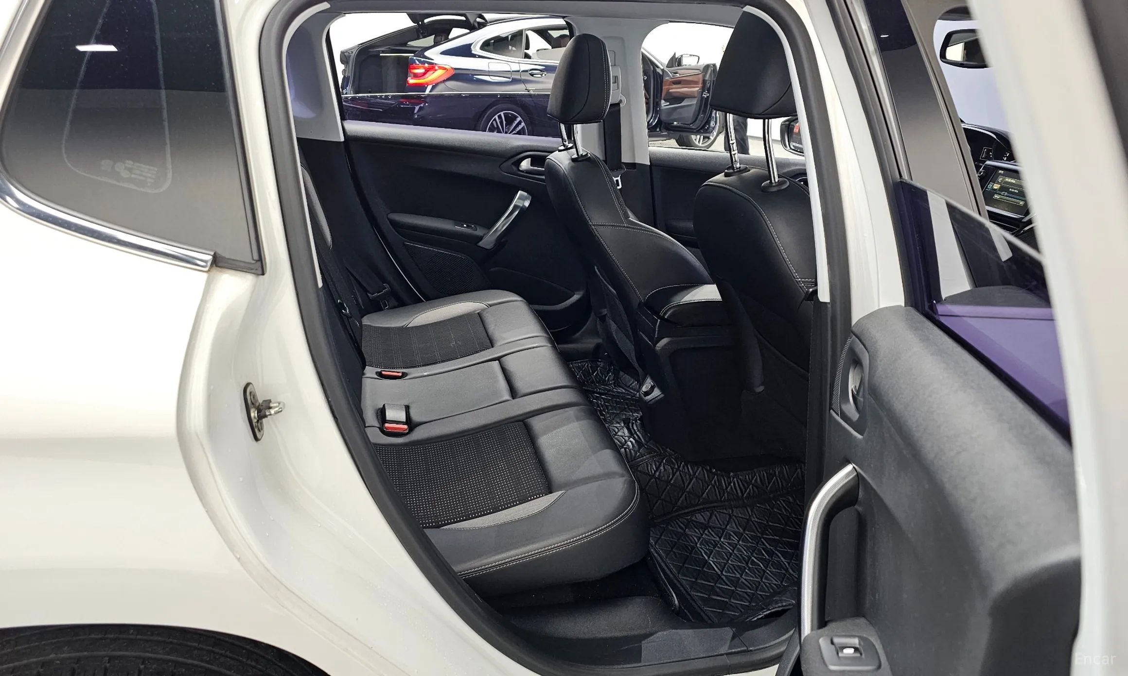 Peugeot 2008. превью 12