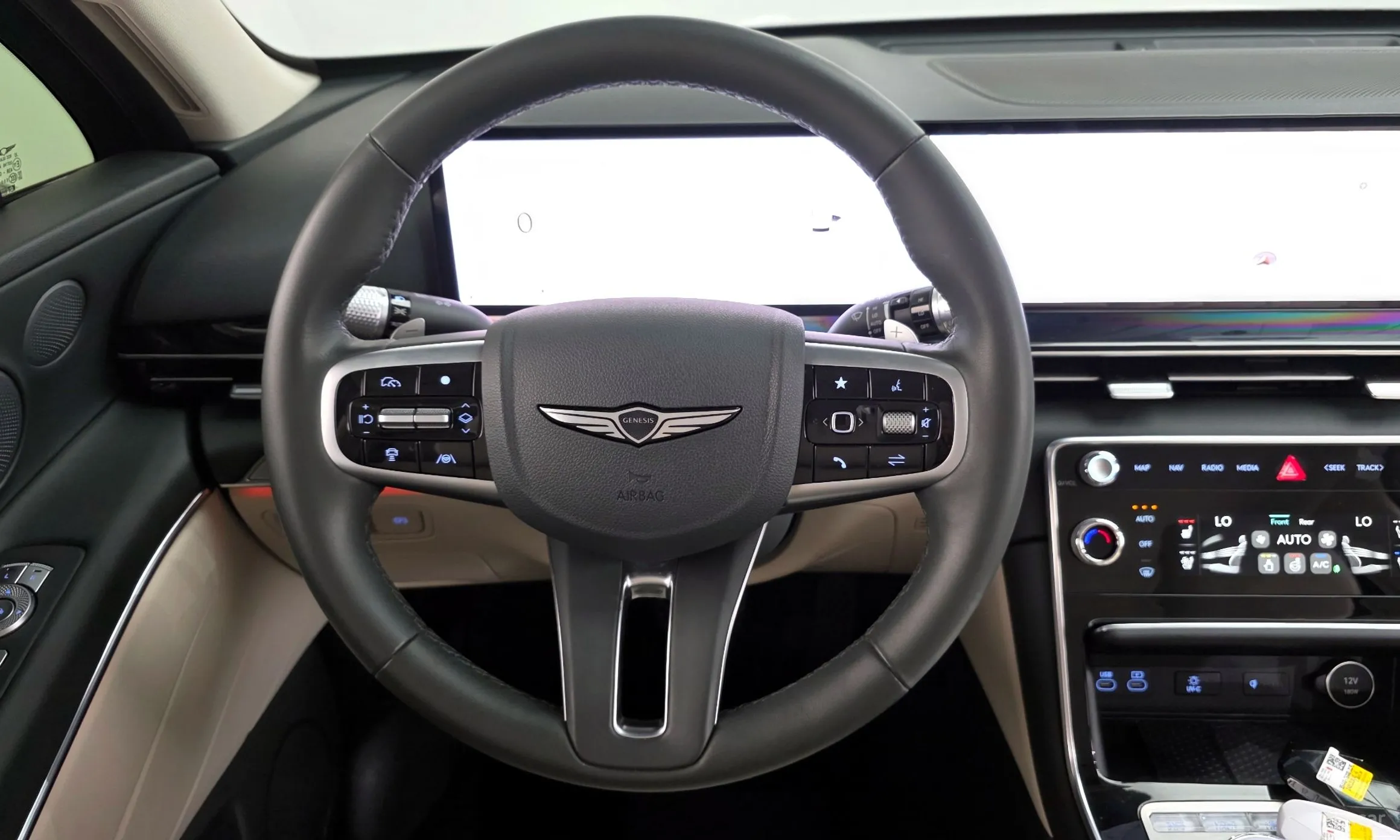 Genesis GV80 превью 13