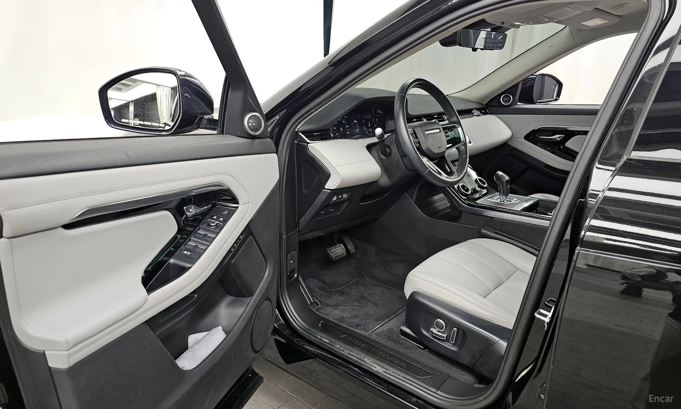 Land Rover Range Rover Evoque 2nd Generation превью 10