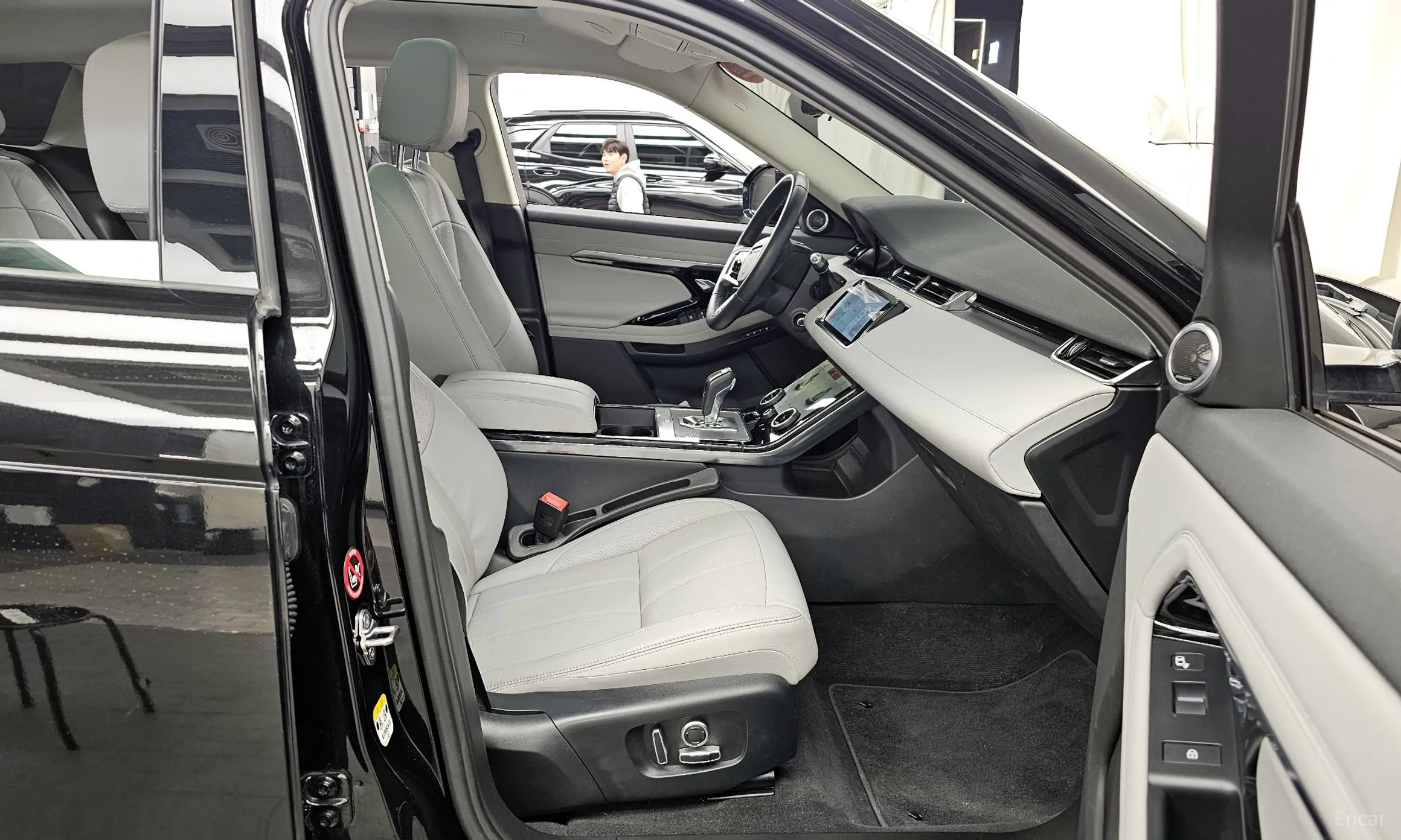Land Rover Range Rover Evoque 2nd Generation превью 11