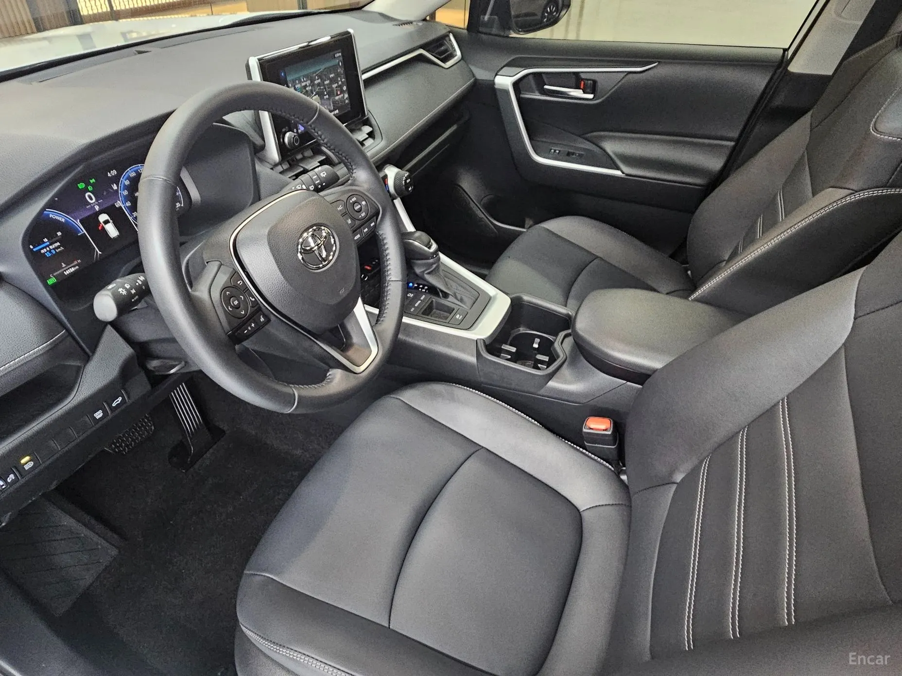 Toyota RAV4 5th Generation превью 10