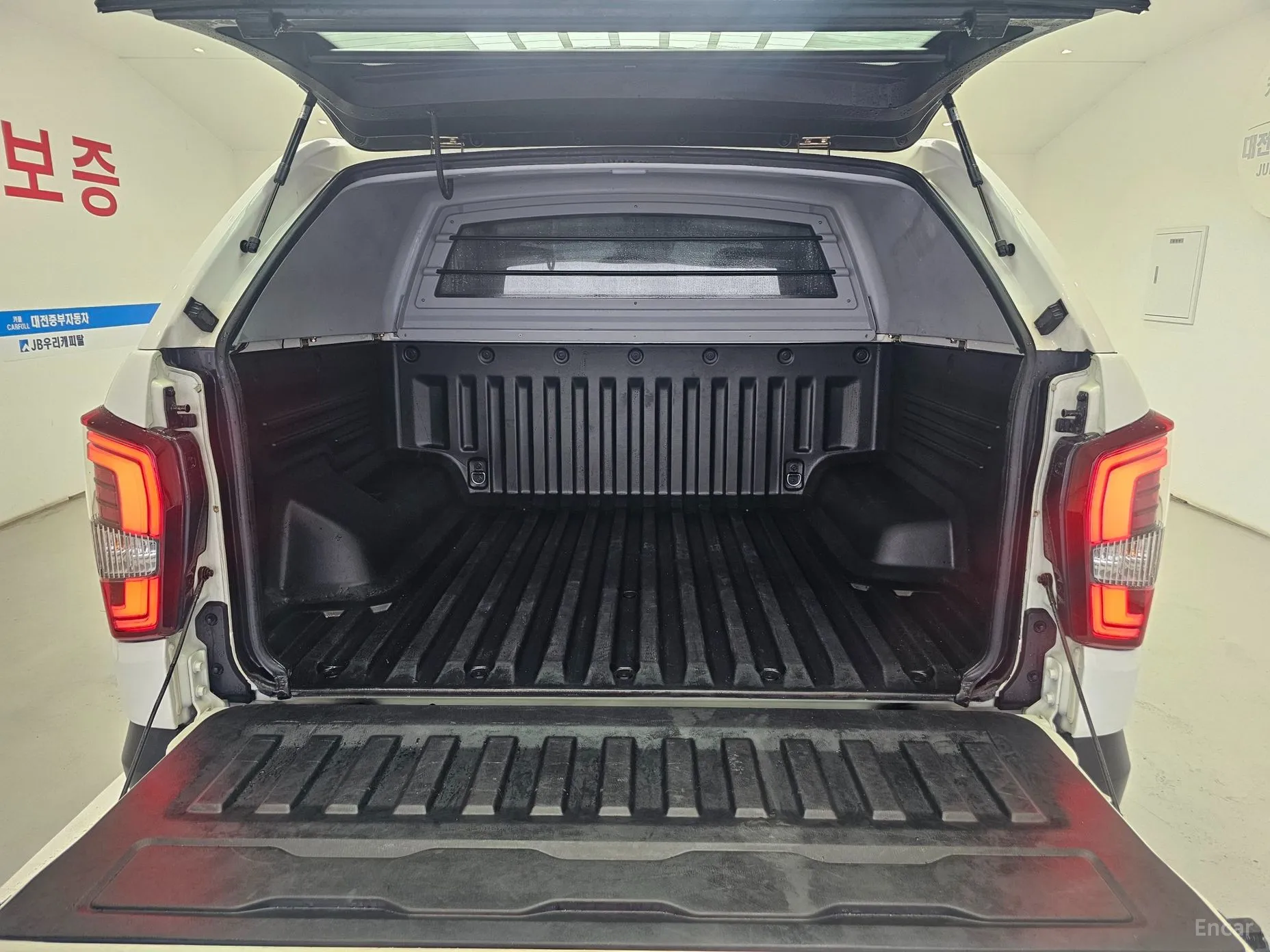 KG Mobility (SsangYong) Rexton Sports превью 16