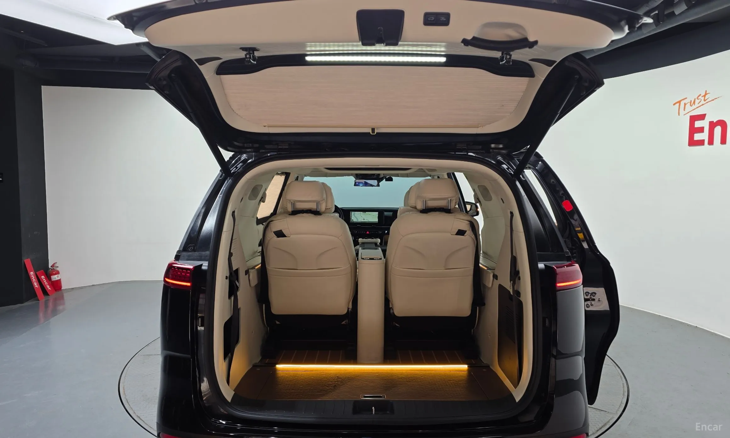 Kia Carnival Gen 4 превью 20
