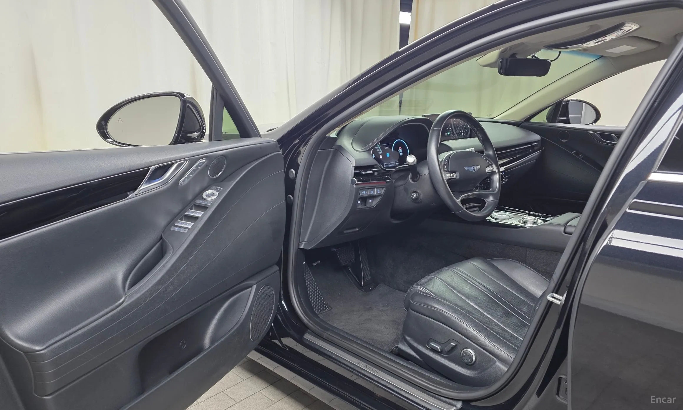 Genesis G80 (RG3) превью 10
