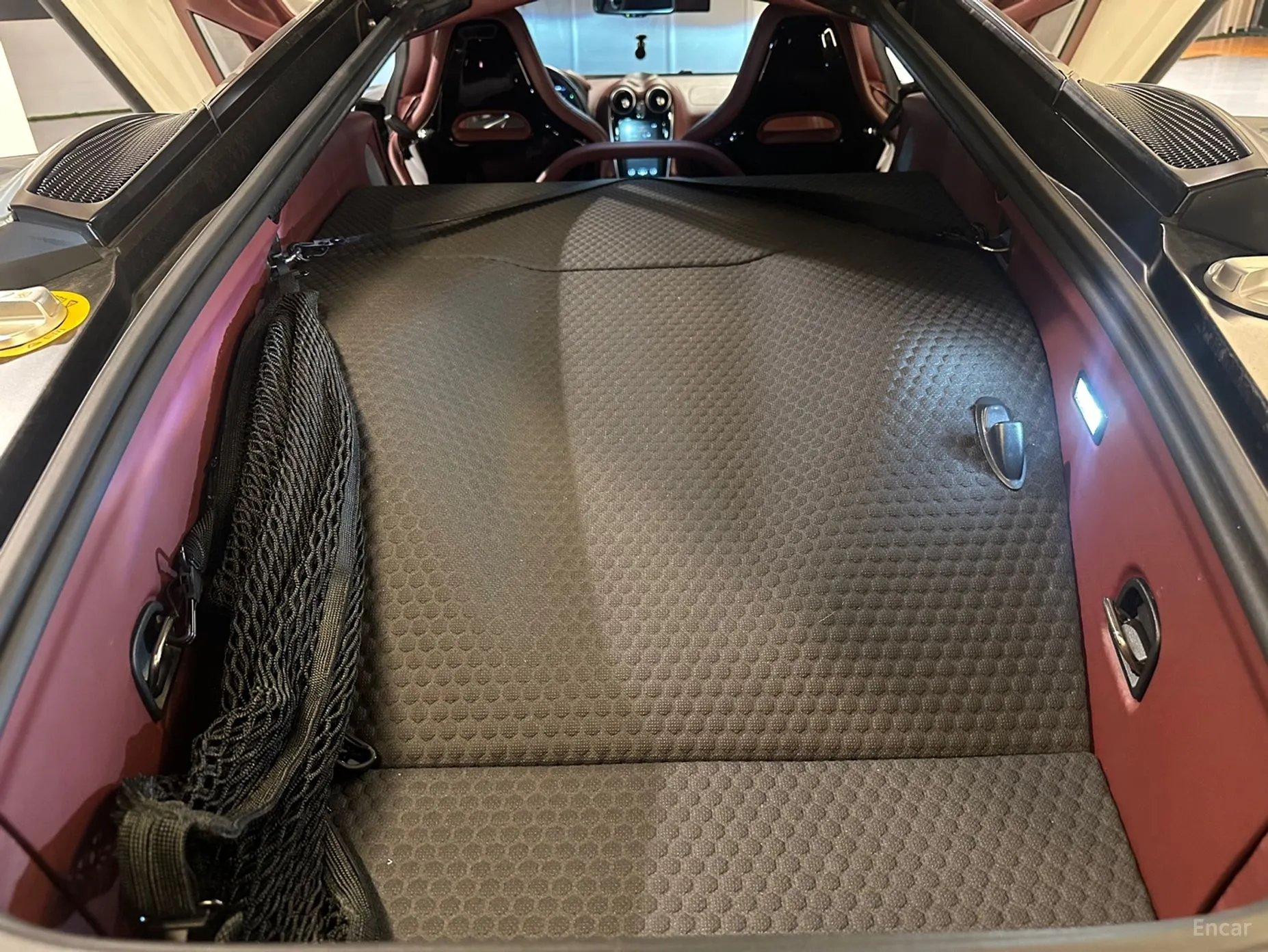 McLaren GT превью 15