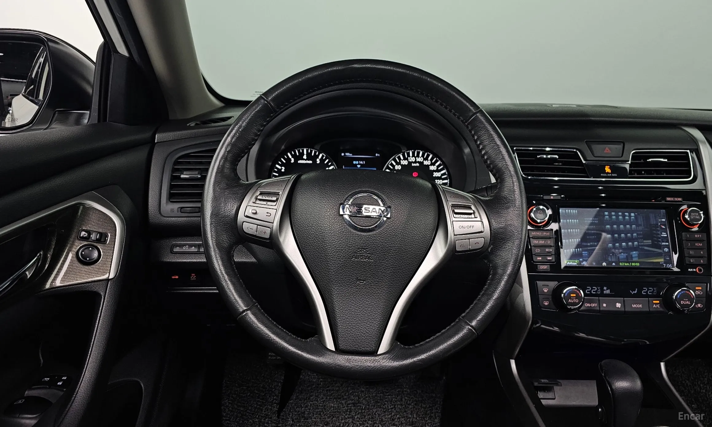 Nissan Altima превью 14