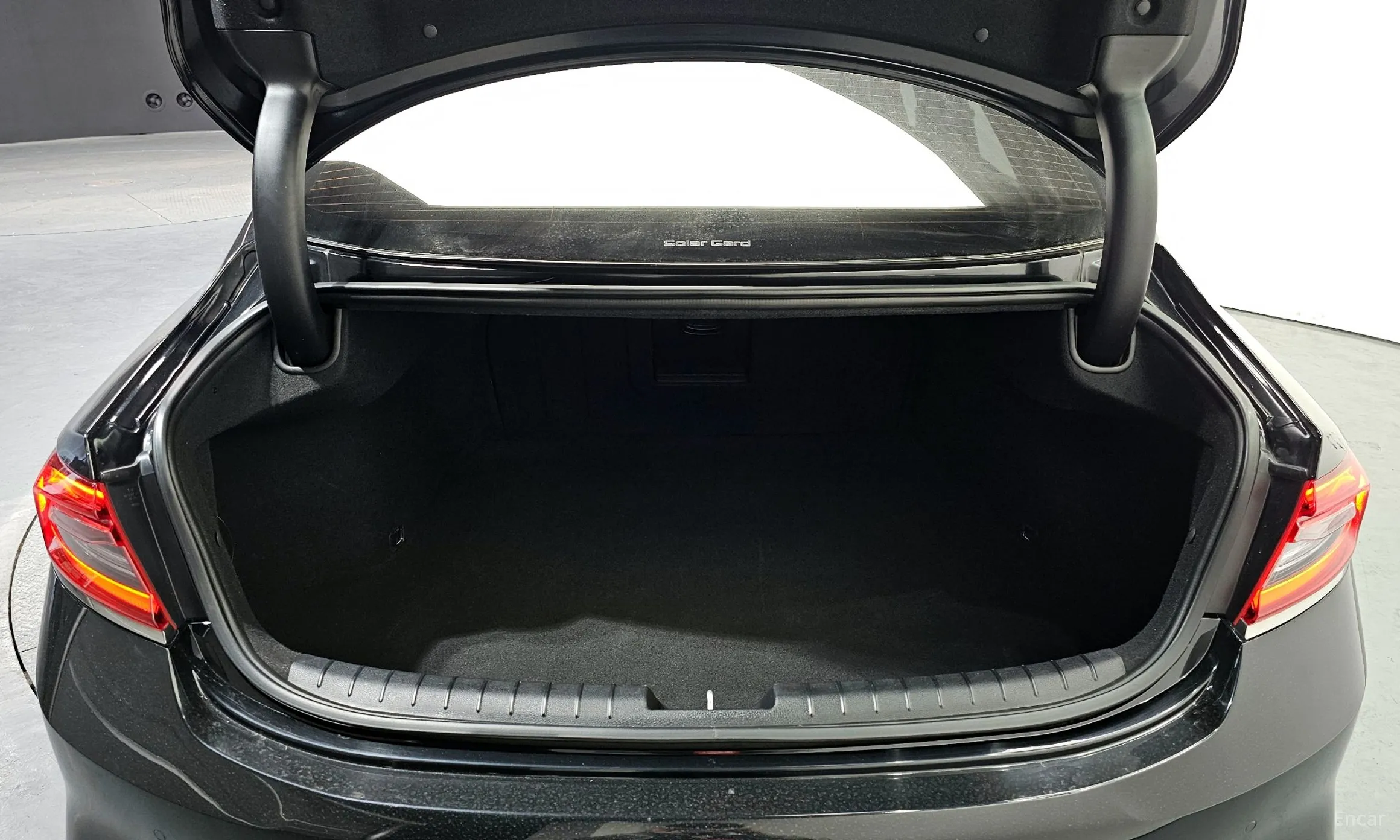 Hyundai Grandeur IG превью 20