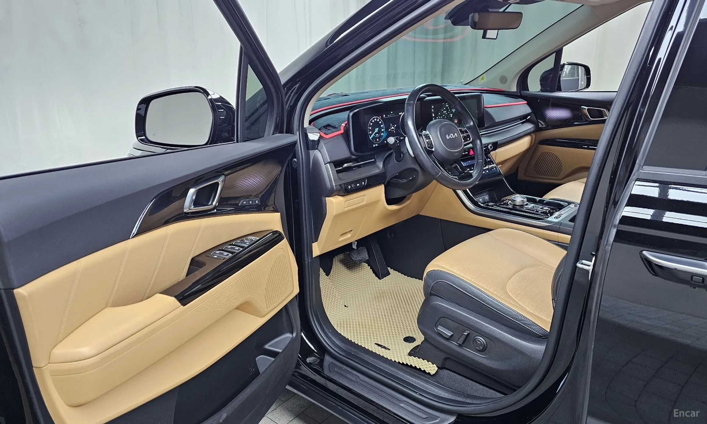 Kia Carnival Gen 4 превью 10