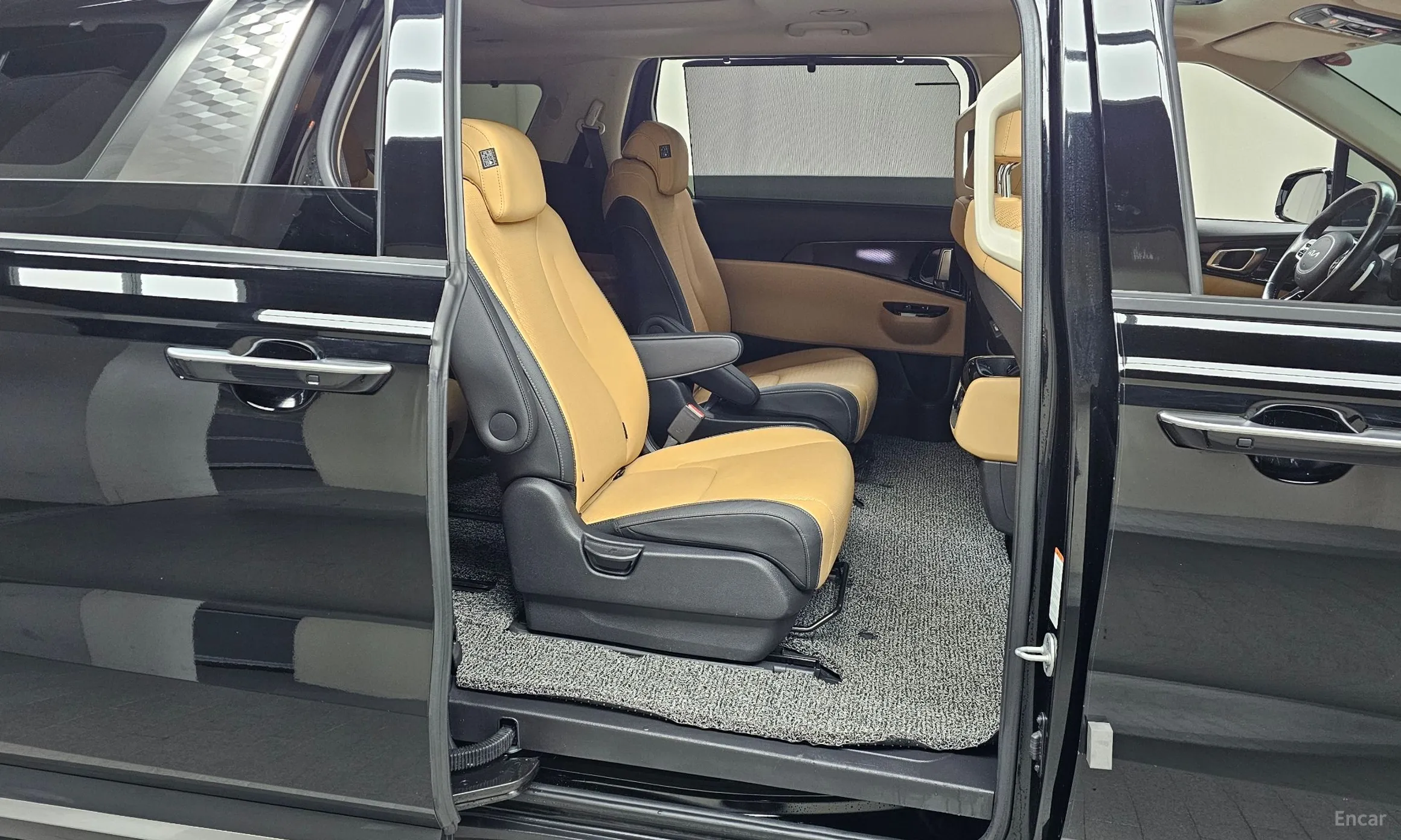 Kia Carnival Gen 4 превью 12