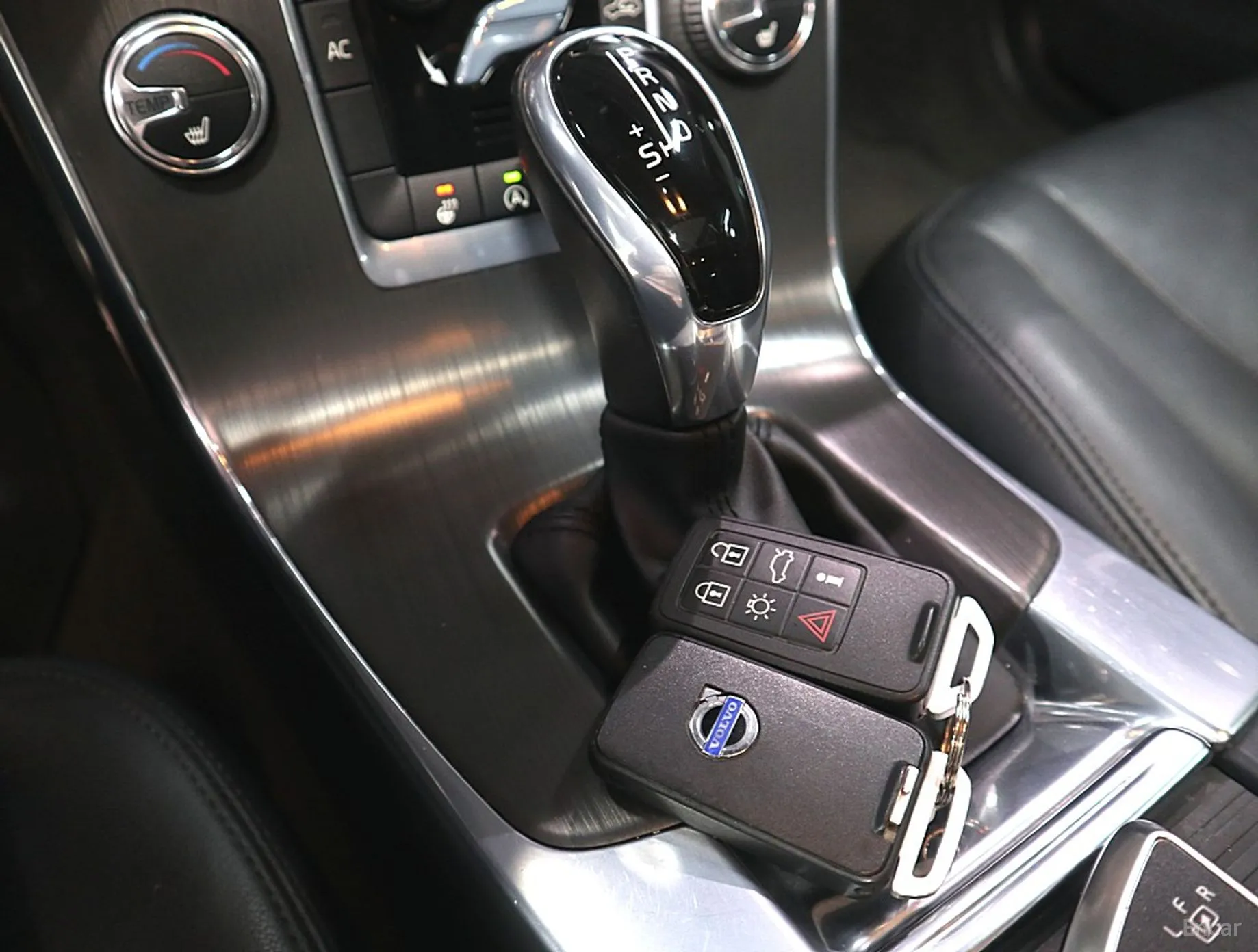 Volvo S60 превью 14