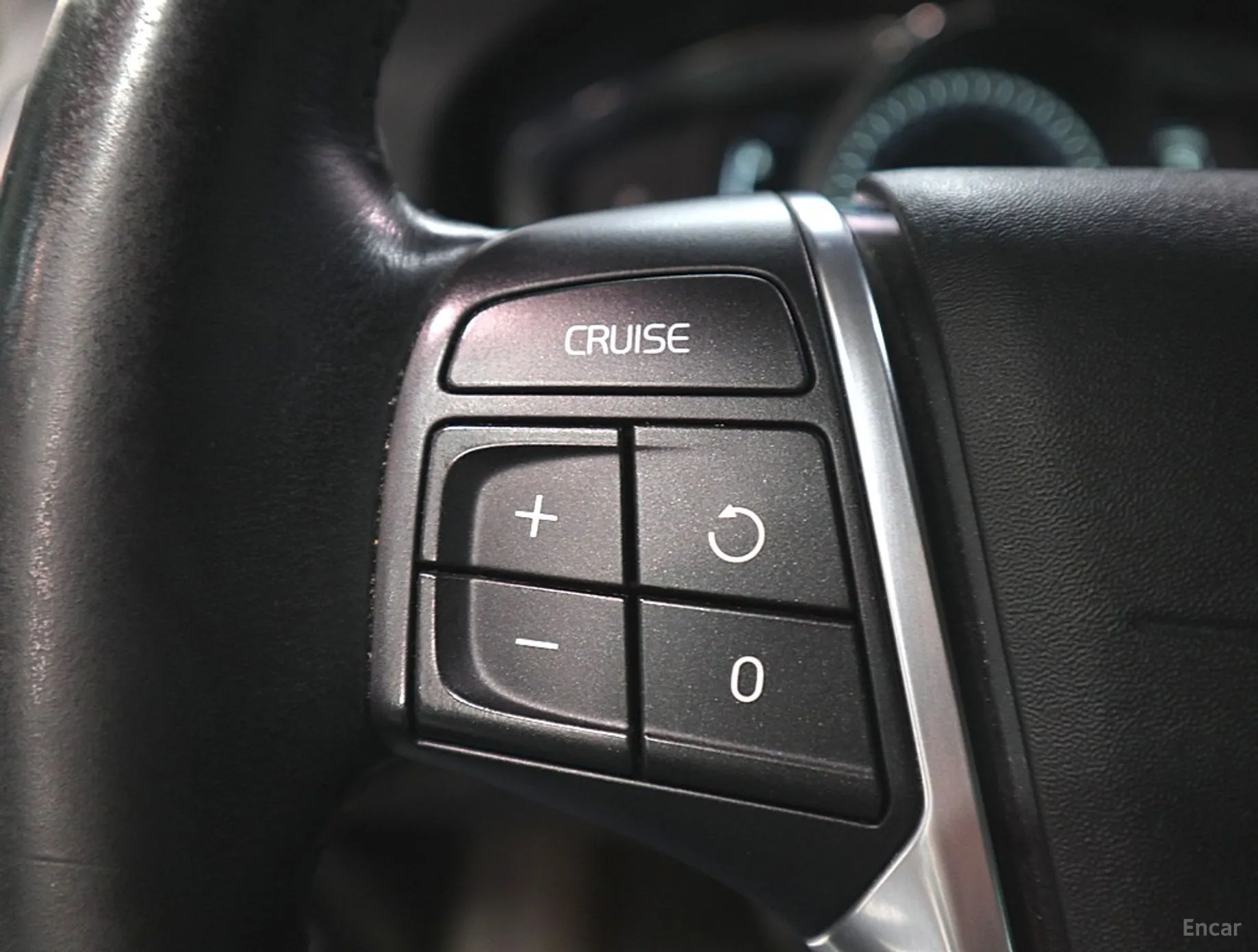 Volvo S60 превью 17