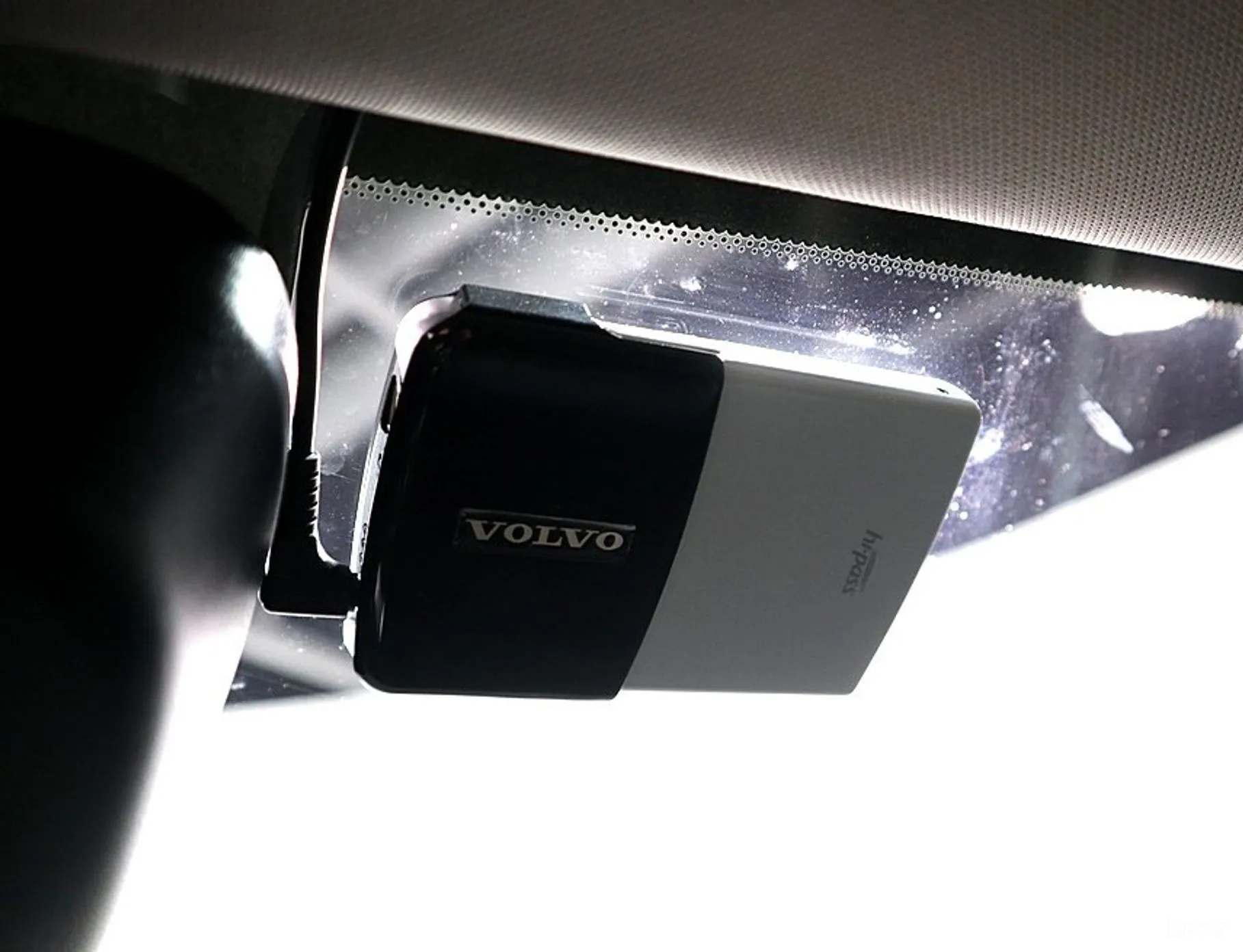 Volvo S60 превью 9