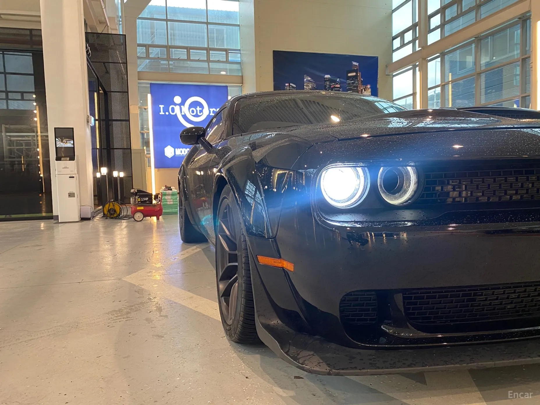 Dodge Challenger превью 19
