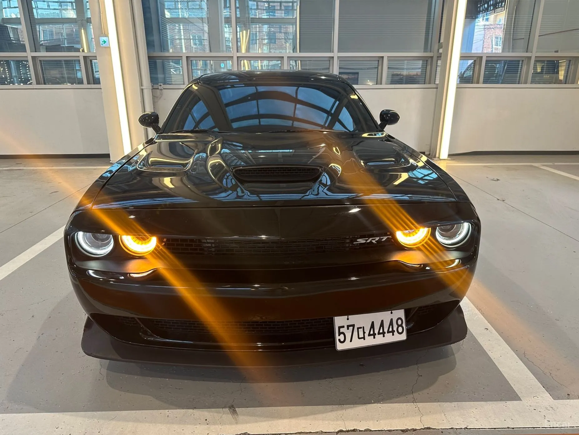 Dodge Challenger превью 5