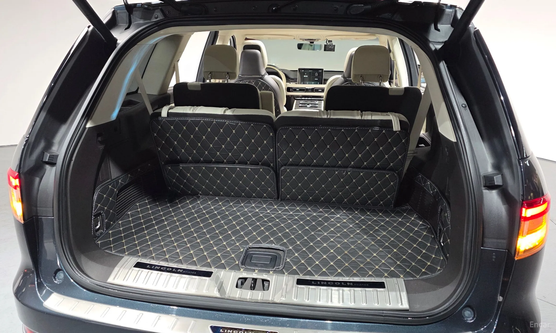 Lincoln Aviator 2nd Generation превью 20