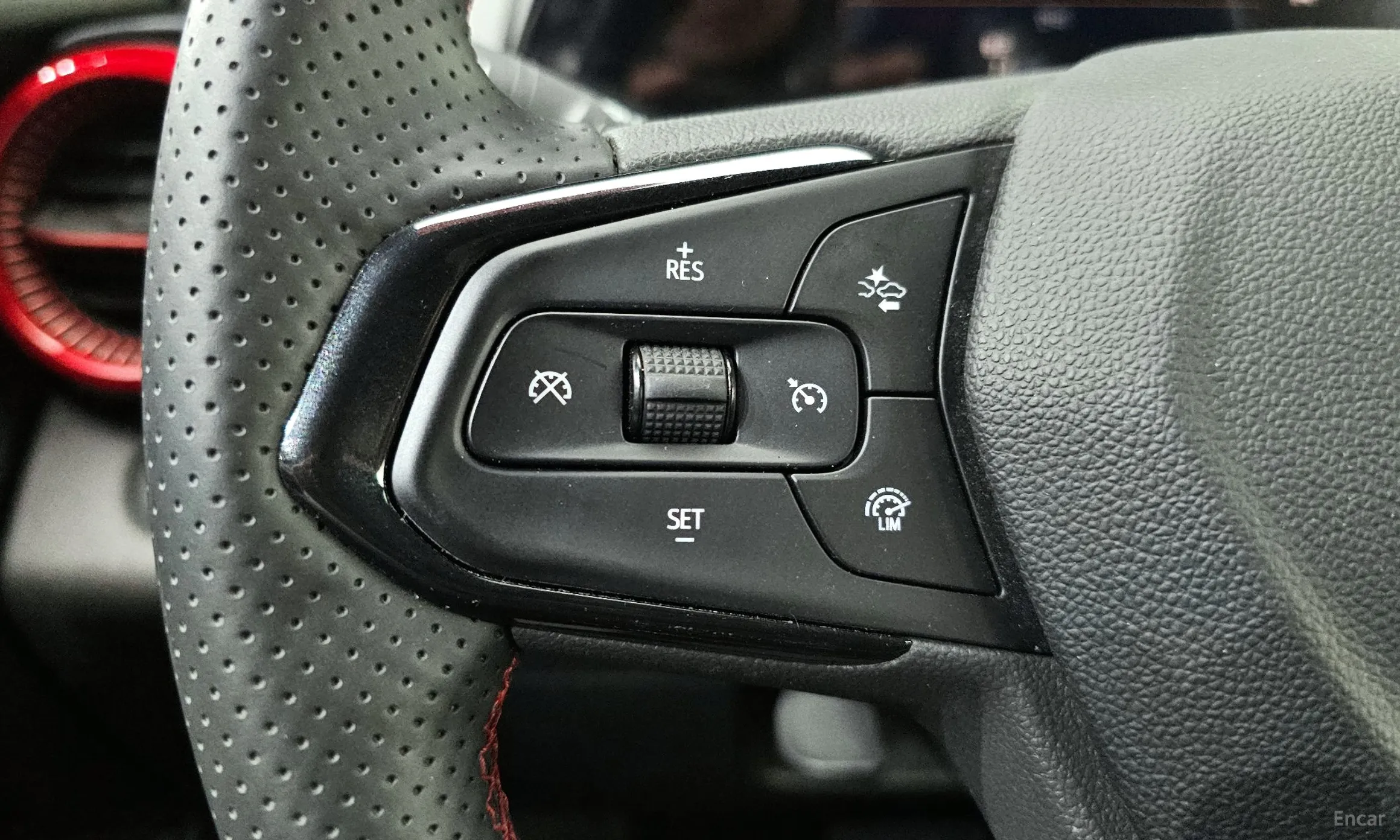 Chevrolet (GM Daewoo) Trax Crossover превью 19