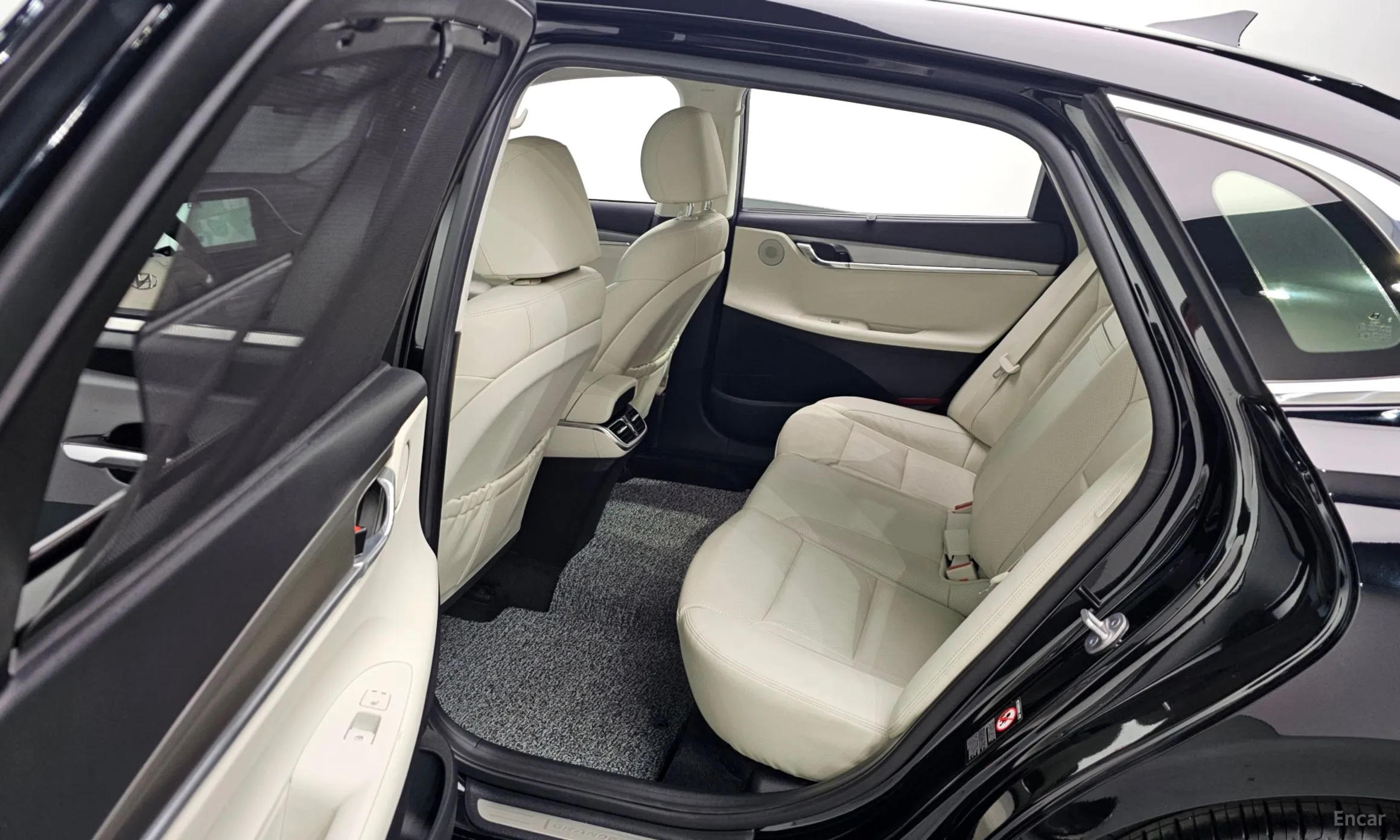 Hyundai Grandeur IG превью 12
