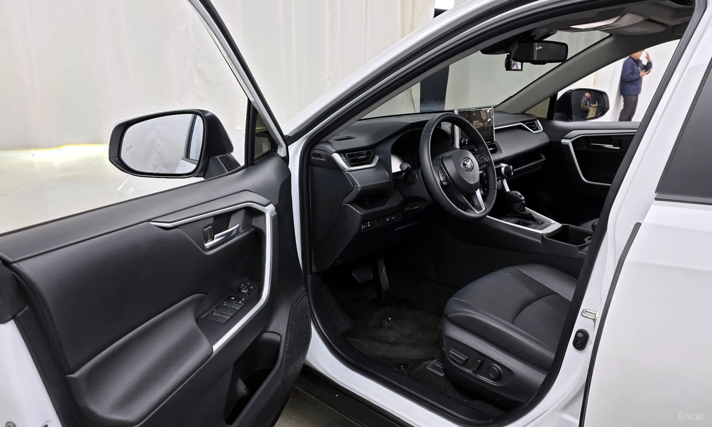 Toyota RAV4 5th Generation превью 10