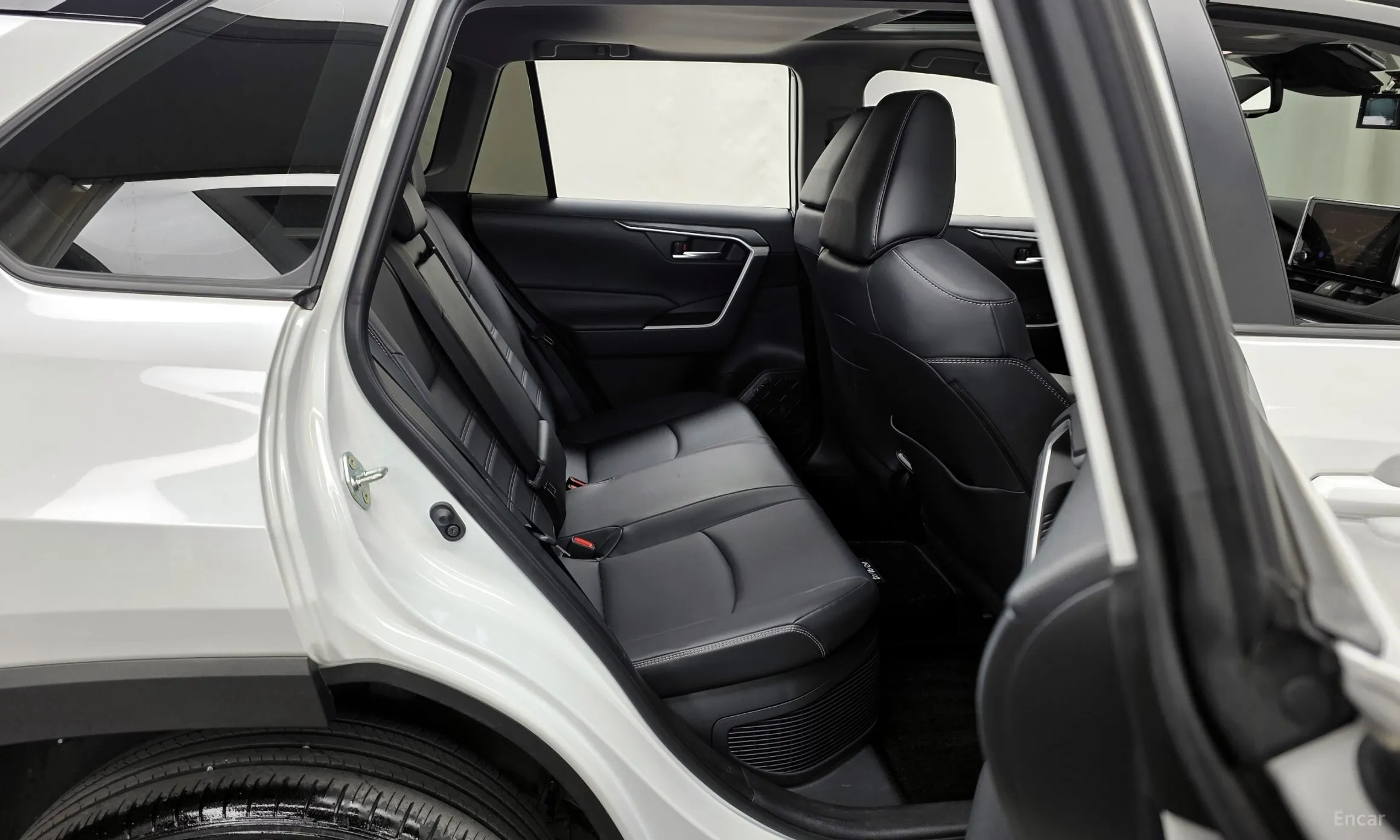 Toyota RAV4 5th Generation превью 12