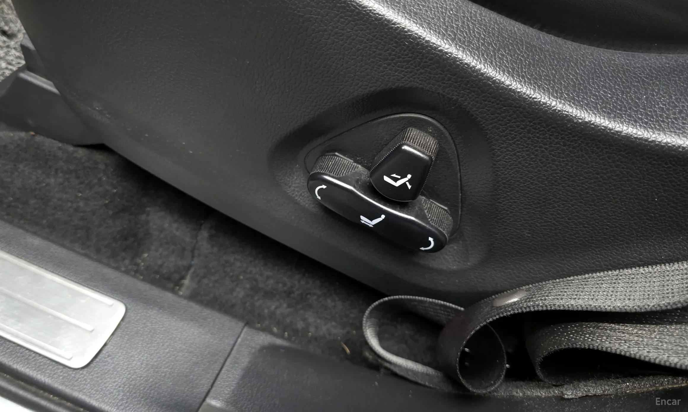 KG Mobility (SsangYong) G4 Rexton превью 18