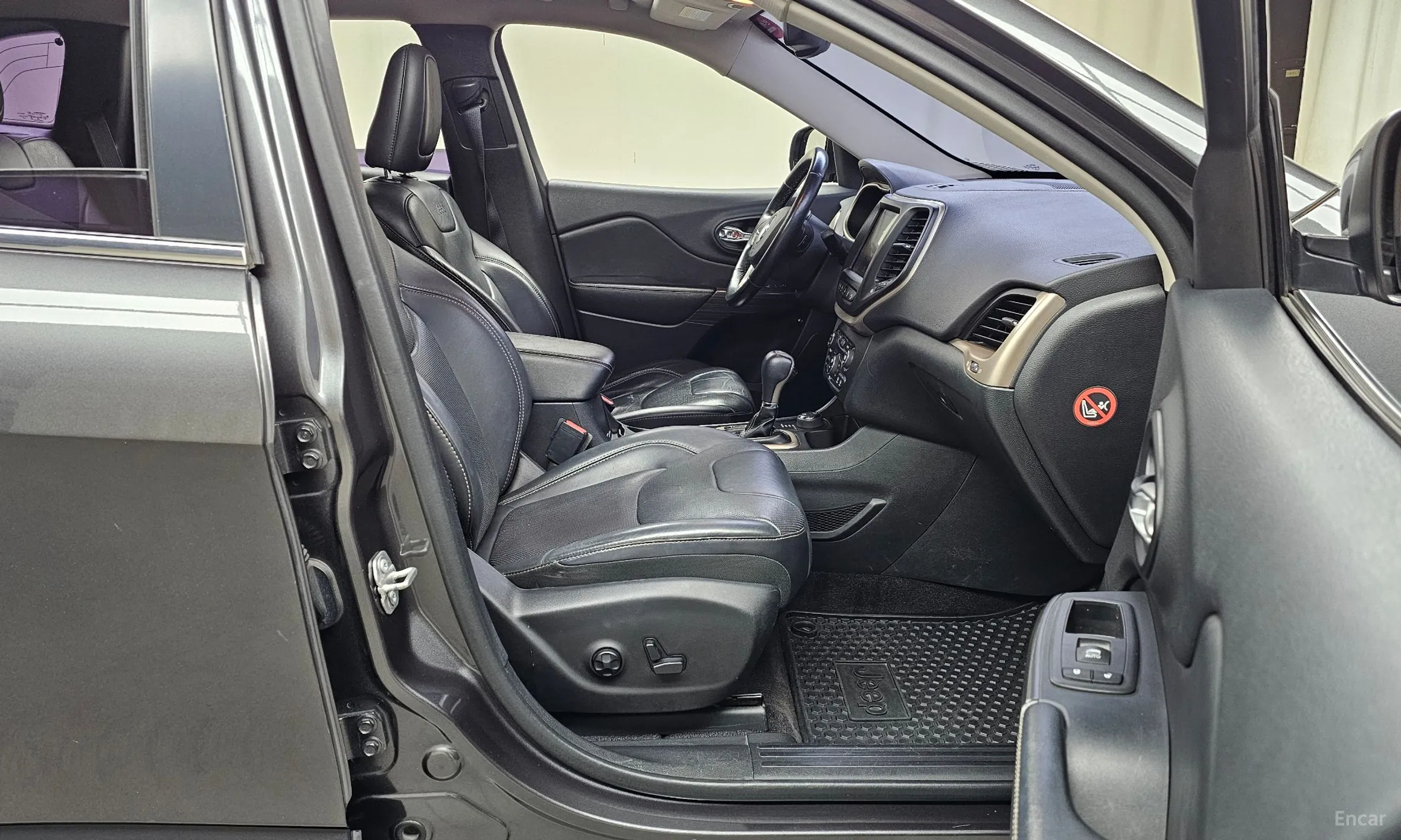 Jeep Cherokee (KL) превью 11