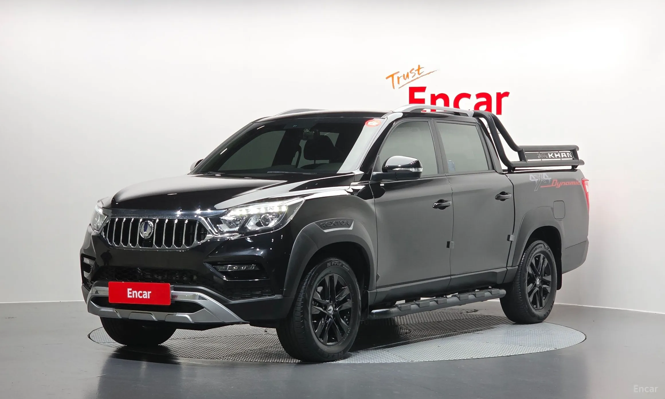 Rexton Sports Khan