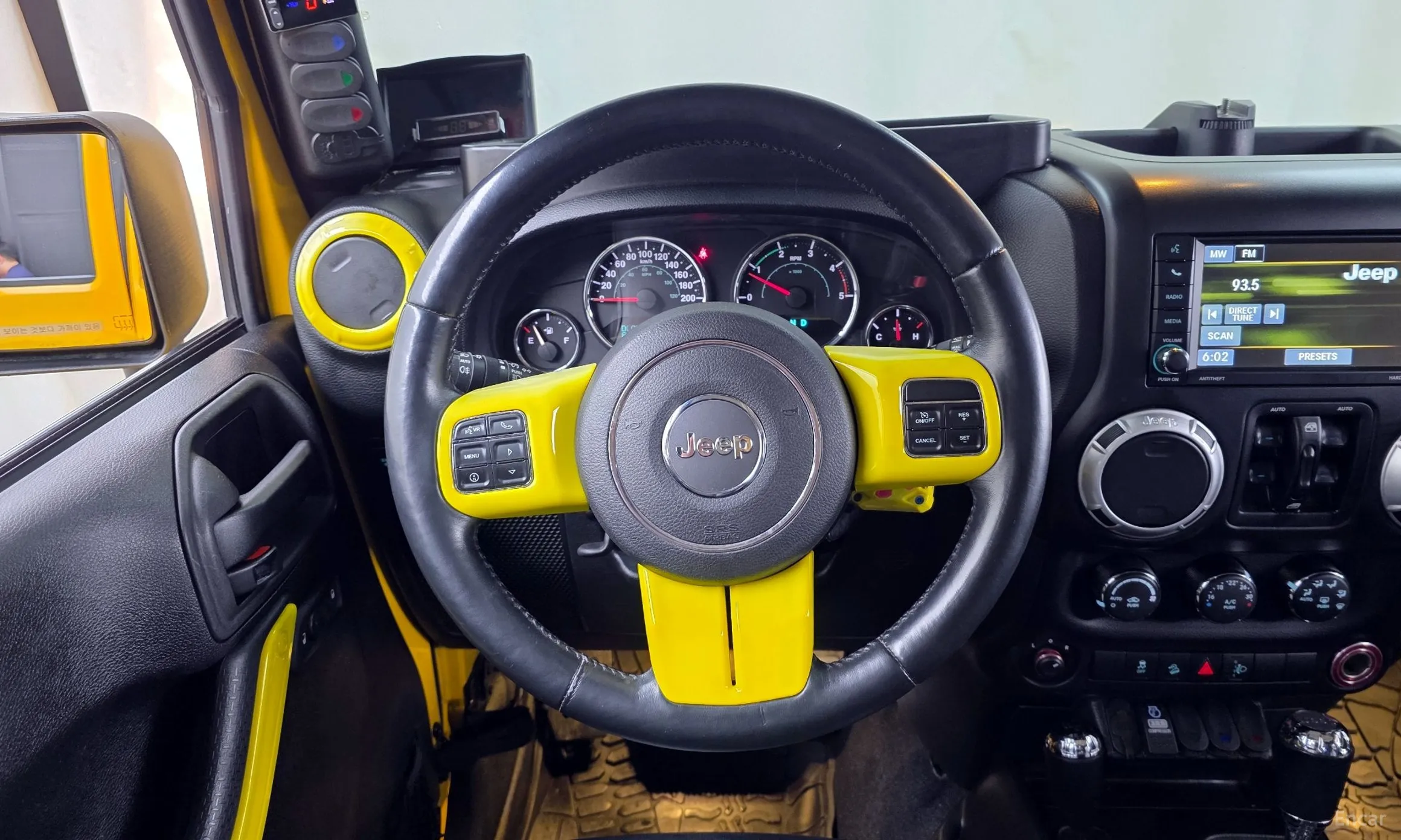 Jeep Wrangler (JK) превью 13