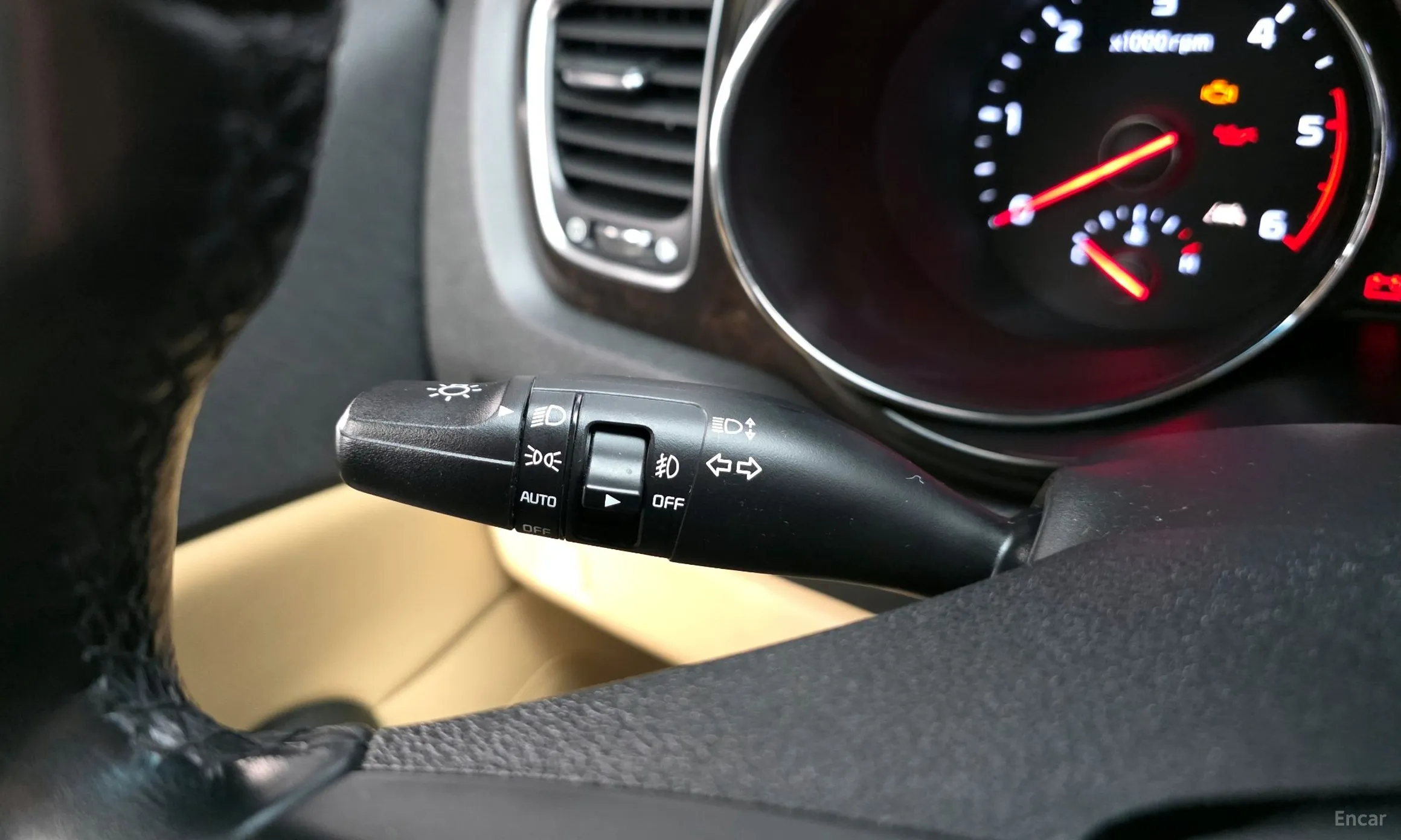 Kia Carnival превью 17