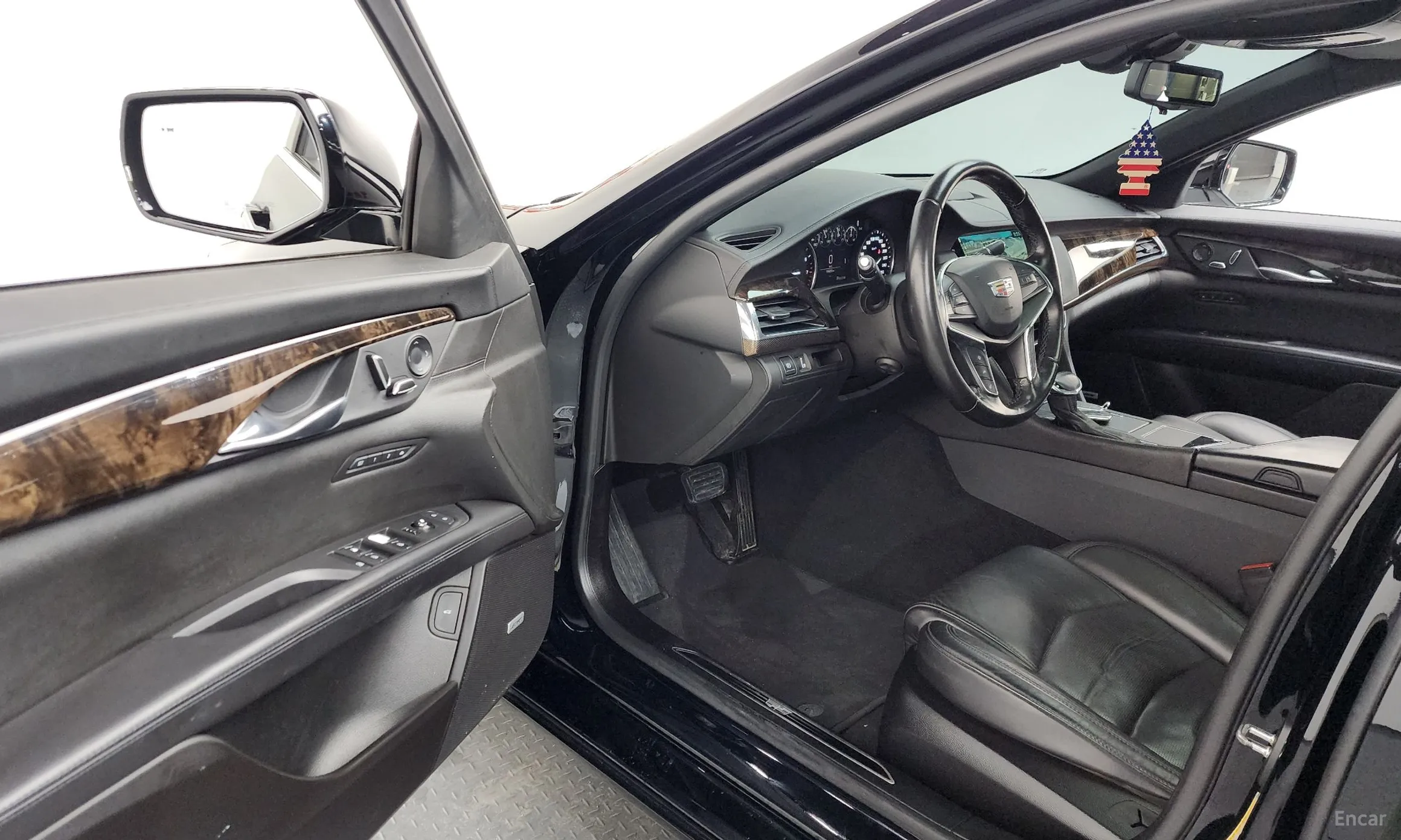 Cadillac CT6 превью 10