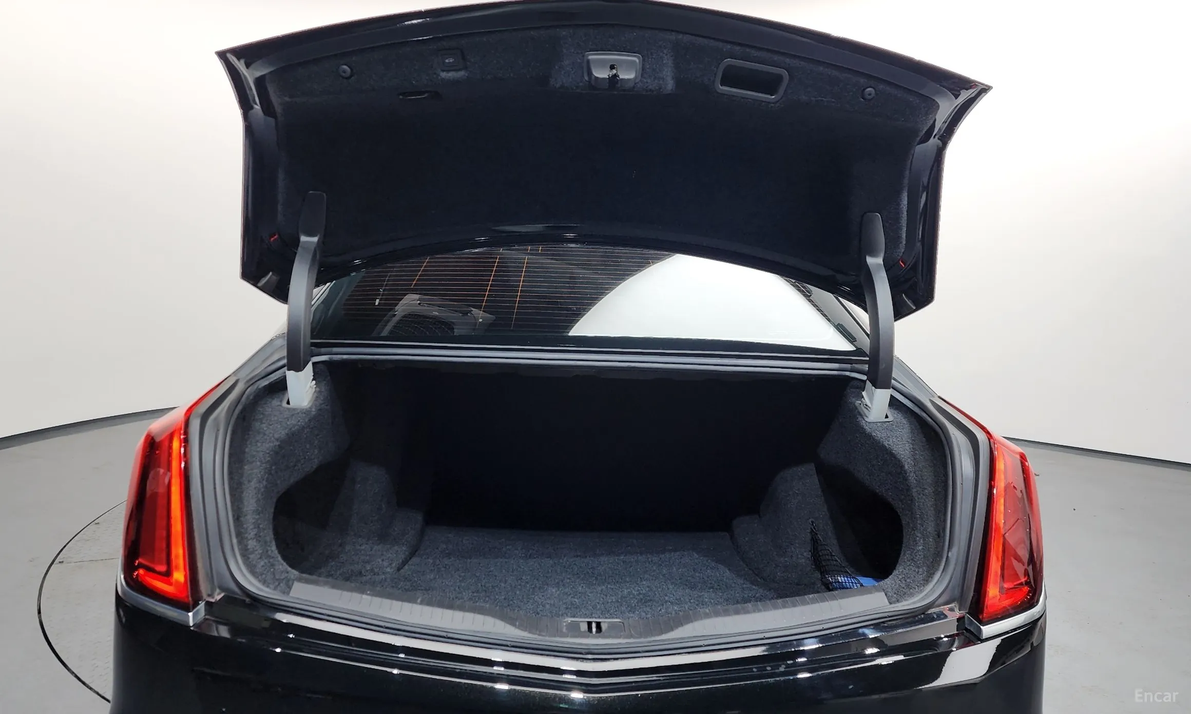 Cadillac CT6 превью 20
