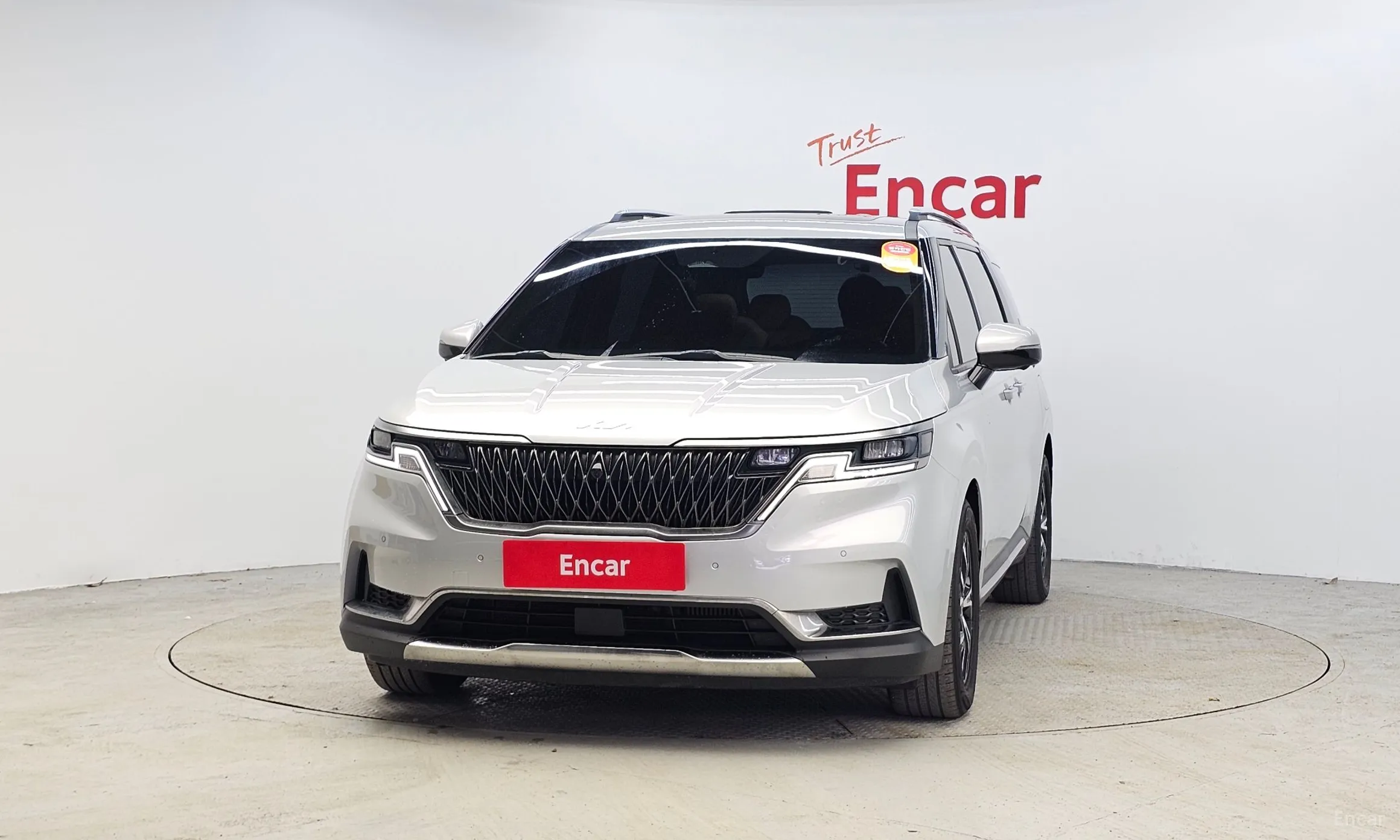 Kia Carnival Gen 4 превью 3